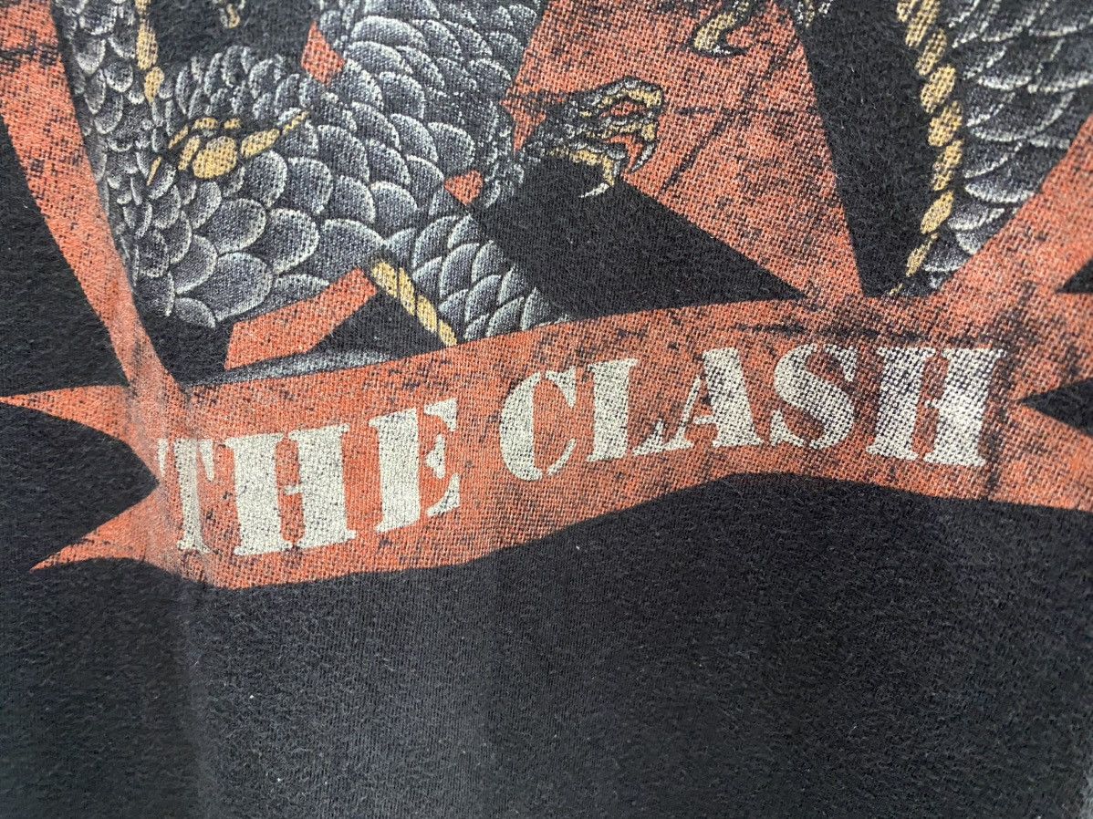 Band Tees THE CLASH BAND TSHIRT Size US M / EU 48-50 / 2 - 4 Thumbnail