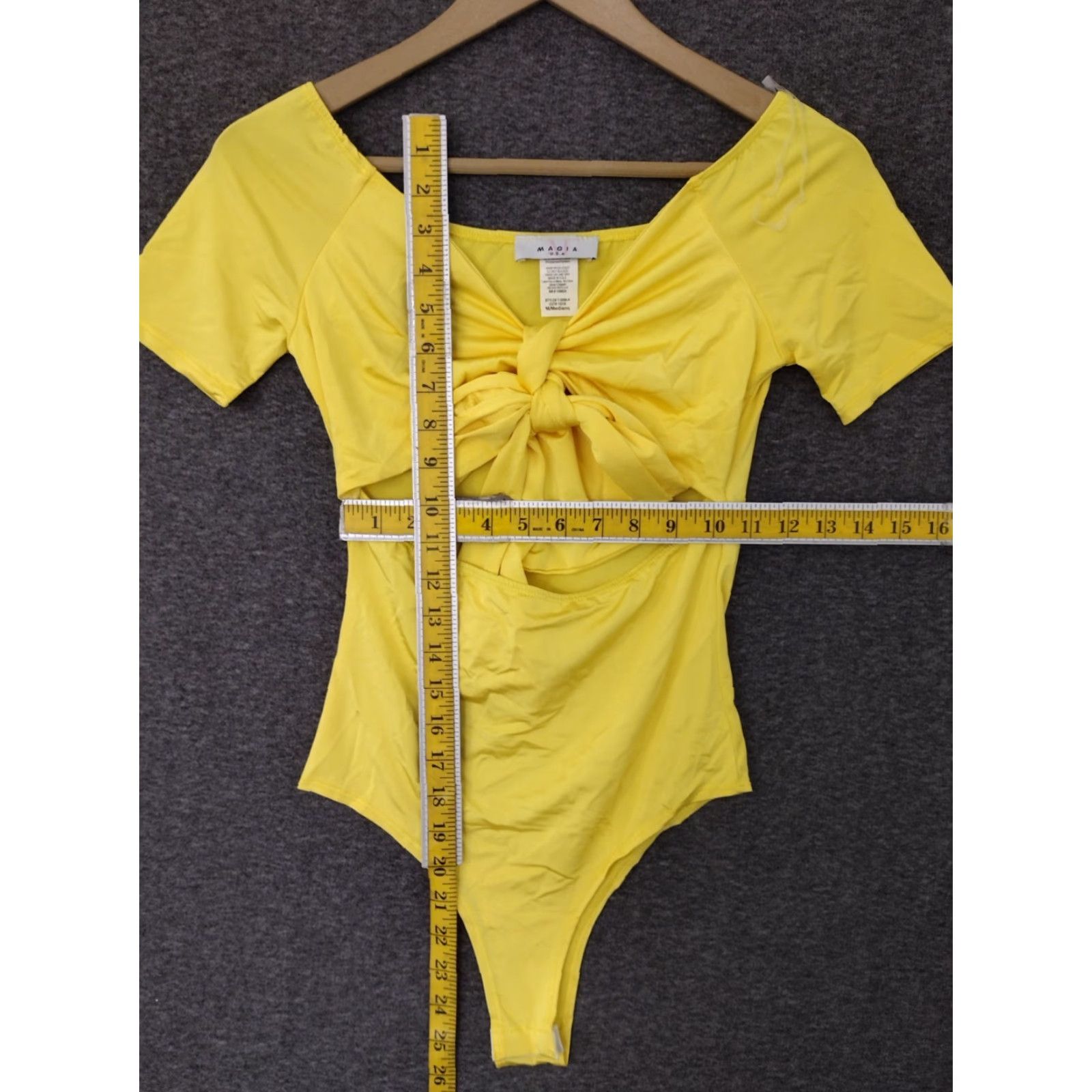 Vintage MAGIA Bodysuit Yellow Short Sleeve Open Tummy Tie Front Size M Women's Solid Blended Fabric One Piece Size M / US 6-8 / IT 42-44 - 4 Thumbnail