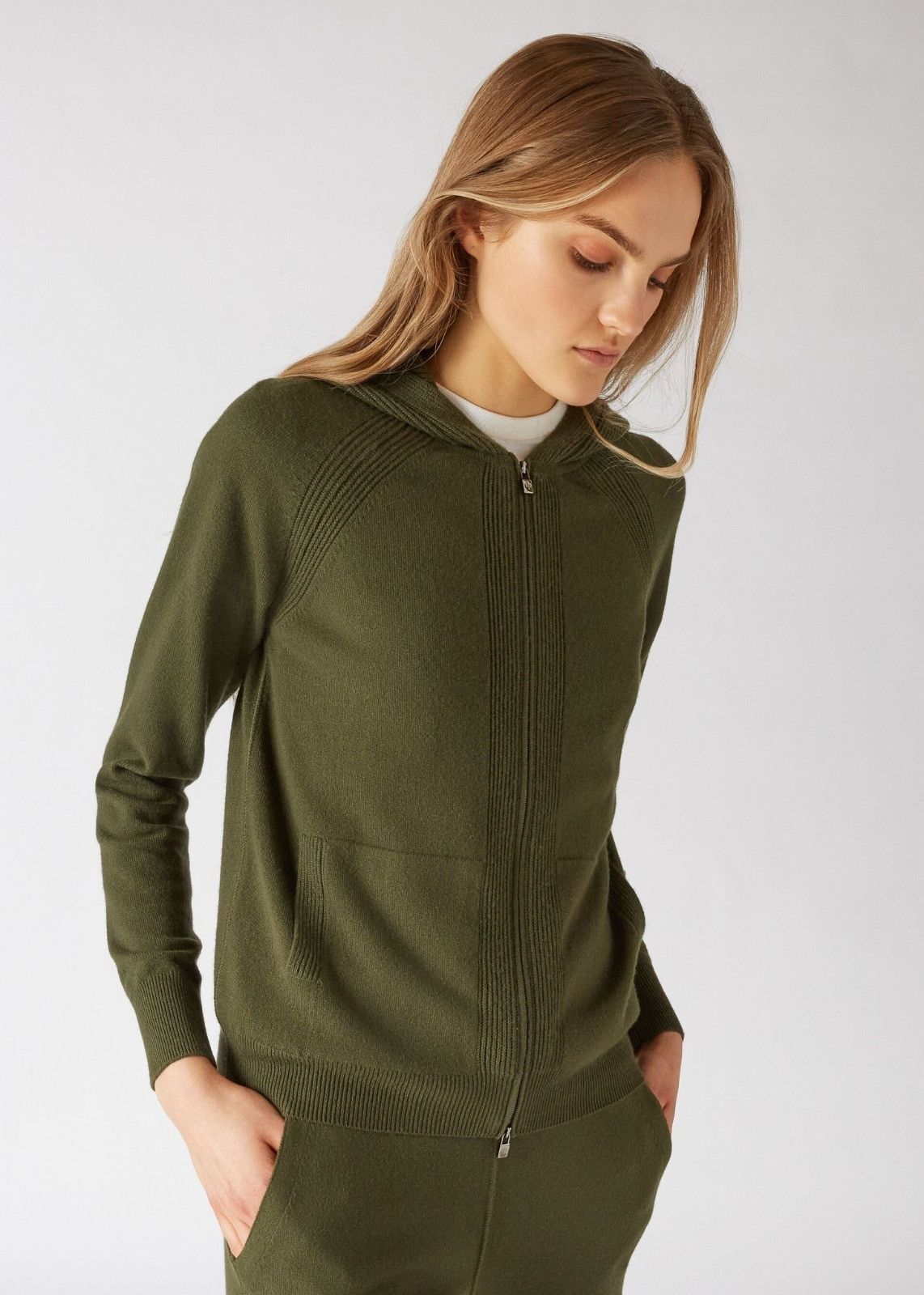 Loro Piana o1srvl11e0824 Merano Hooded Bomber in Olive Green Size XL / US 12-14 / IT 48-50 - 2 Thumbnail