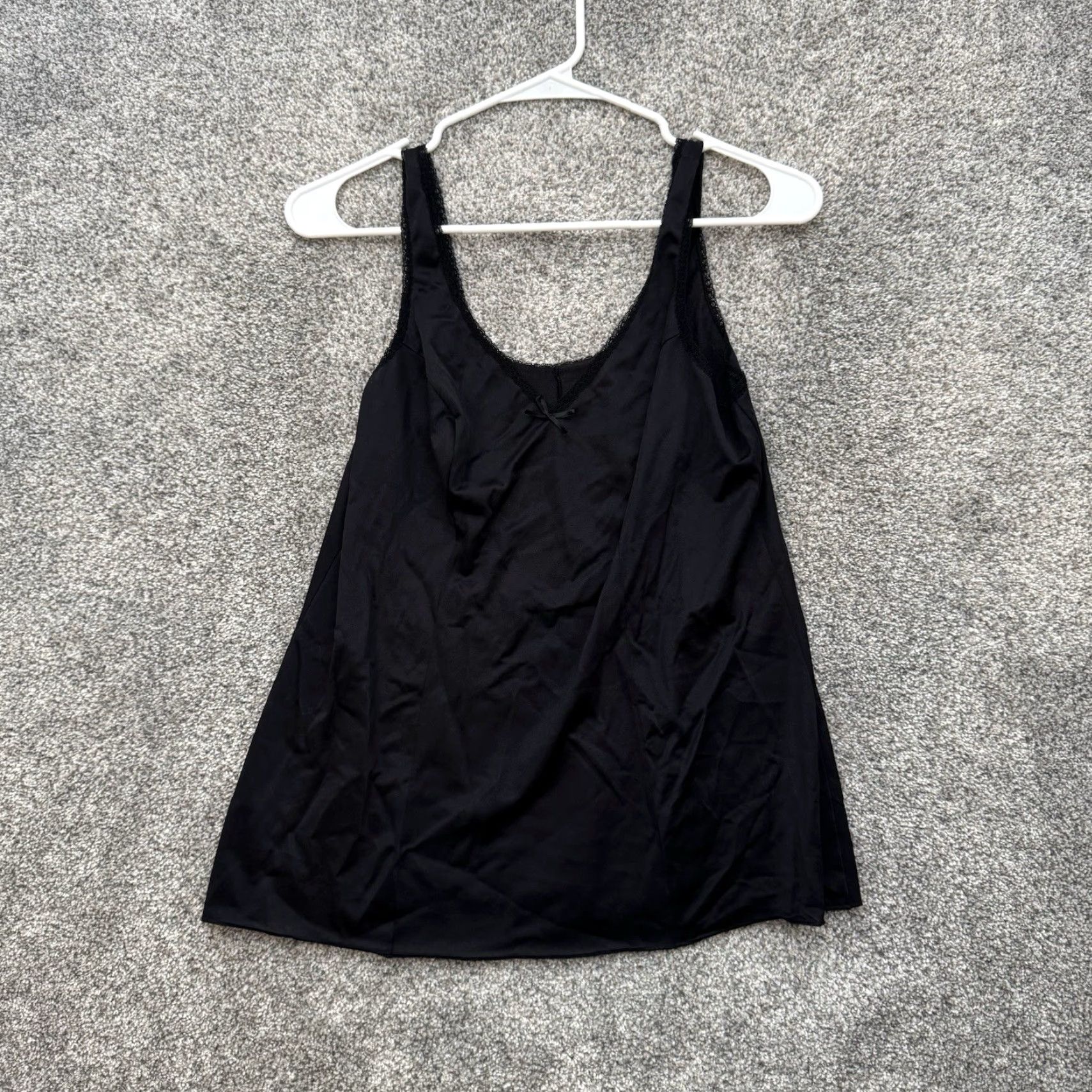 Vintage VINTAGE Lorraine Cami 38 Bow Lace Romantic Goth Whimsigoth USA Lingerie Noir Camisole Black Tank Women 80s Bow Womens Size ONE SIZE - 2 Thumbnail