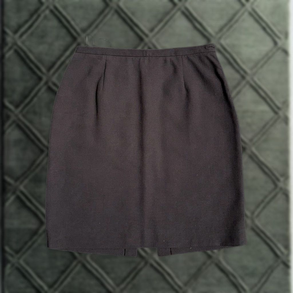 Jones New York VINTAGE Jones New York Black Pencil Skirt 14 Women 90s Knee Length Straight & Pencil Mens? Womens Size 36" / US 14 / IT 50 - 1 Thumbnail