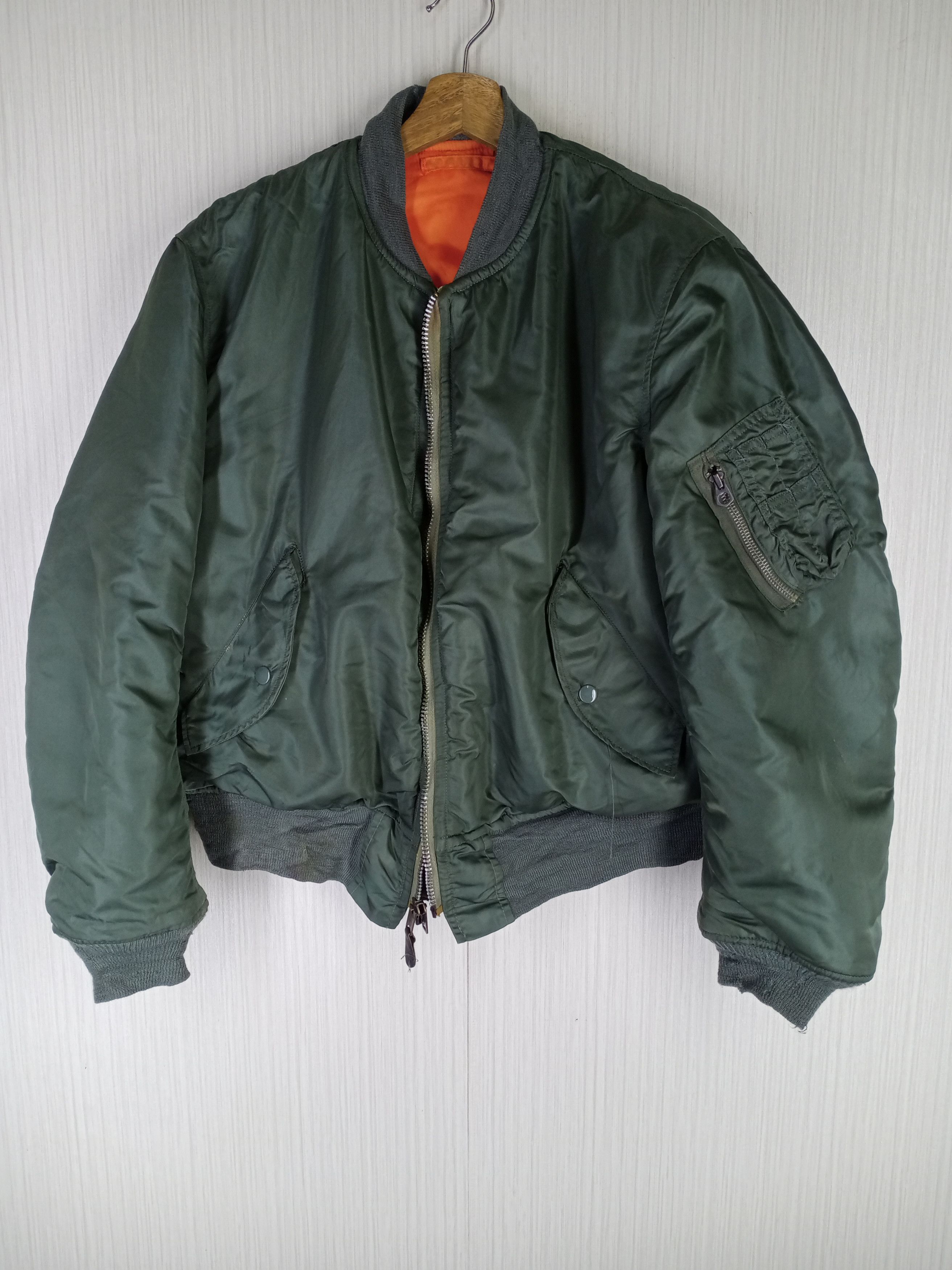 Alpha Industries Rare Vintage 70s Alpha Industries MA- I Usaf Jacket Size US L / EU 52-54 / 3 - 2 Thumbnail