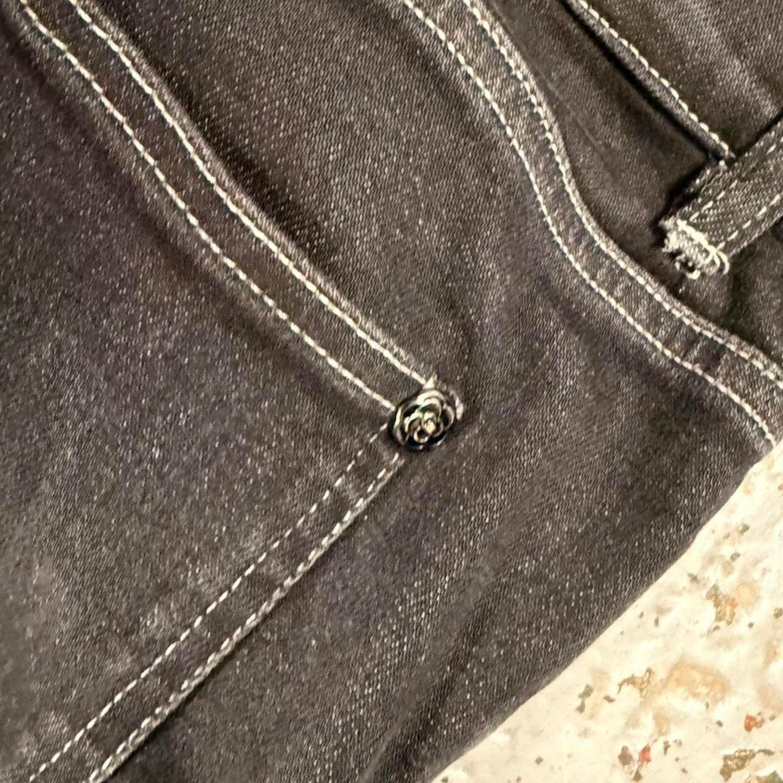 Chanel Chanel black lace embellished jeans Size 33" - 5 Thumbnail