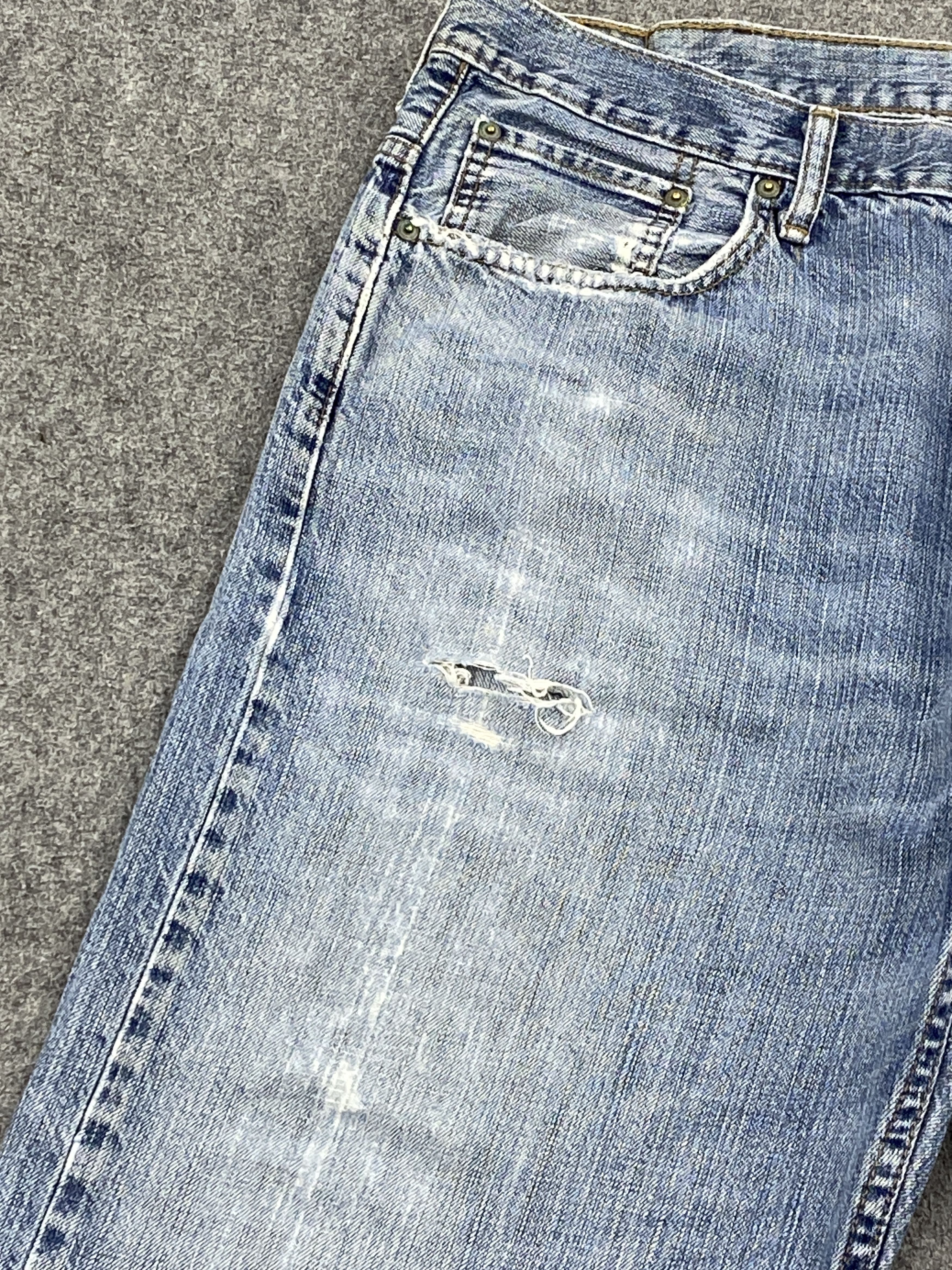Levi's Vintage Levis 569 Faded Blue Jeans DP2619 Size US 40 / EU 56 - 12 Thumbnail