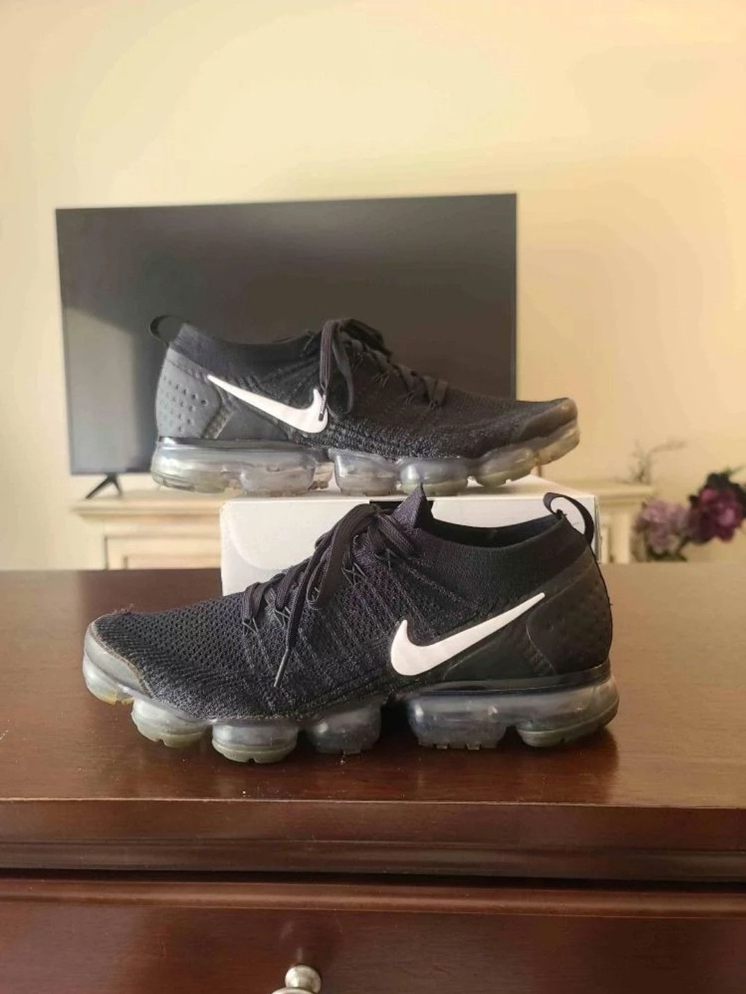Nike Air Vapormax Flyknit 2 Black Size US 11 / EU 44 - 2 Thumbnail