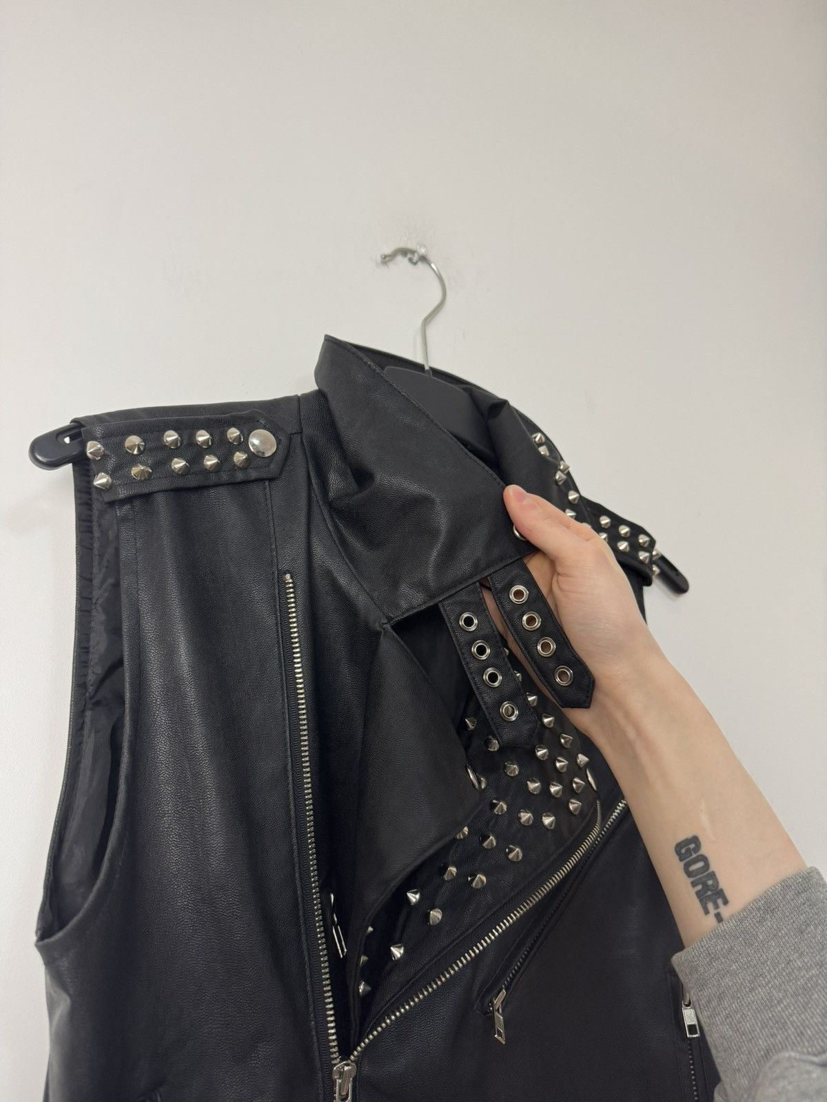 Jeremy Scott Archive Jeremy Scott Studded Leather Biker Vest Size US S / EU 44-46 / 1 - 8 Thumbnail