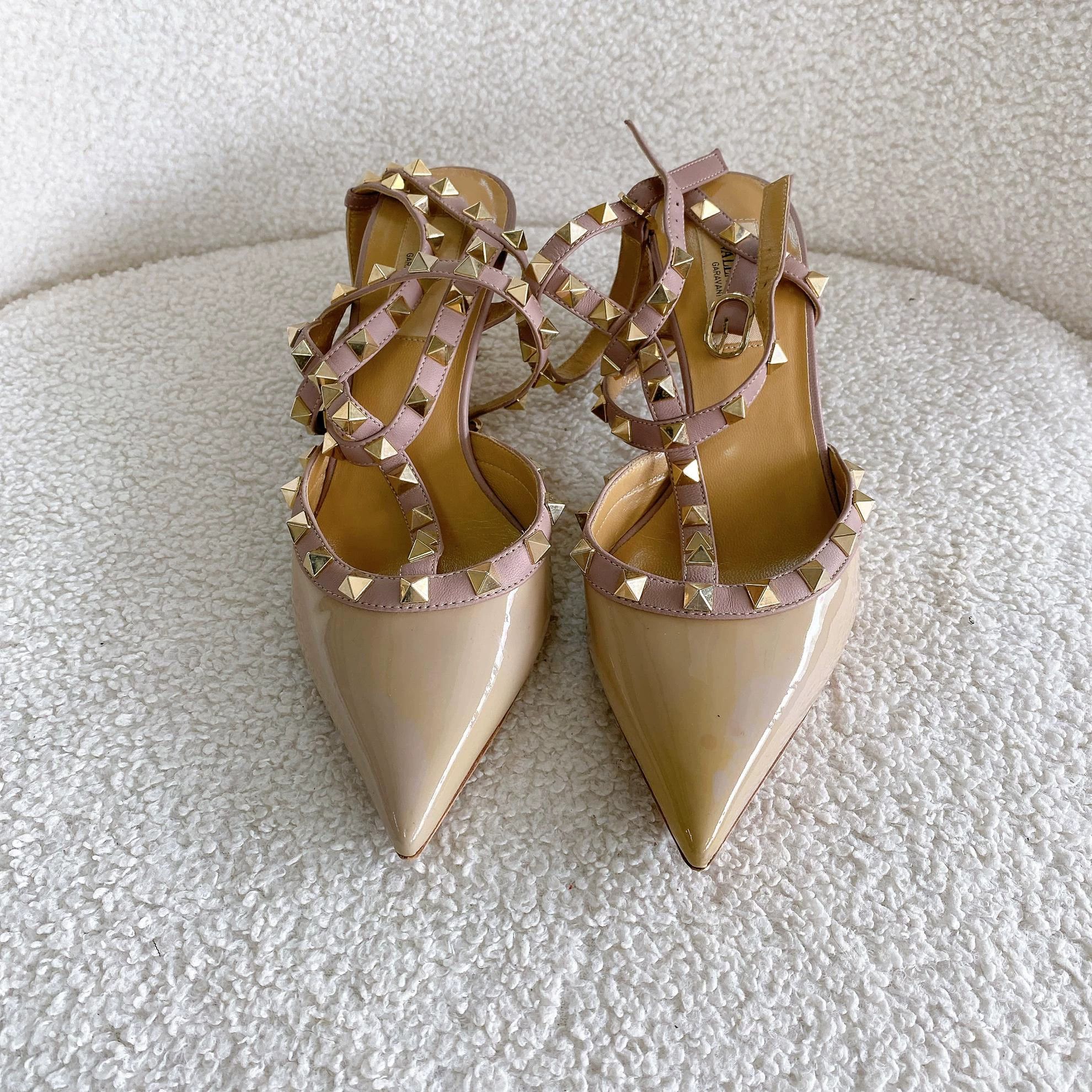 Valentino Valentino Patent Leather Studded Heels 37 (3743) Size US 6.5 / IT 36.5 - 1 Thumbnail