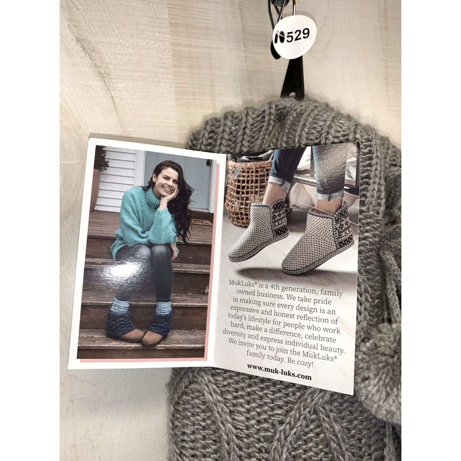 Vintage Muk Luks Womens Slipper Sock Grey Cable Knit Gripper Bottom XL 8-11 NWT-10529 Size 40" / US 18 - 3 Thumbnail