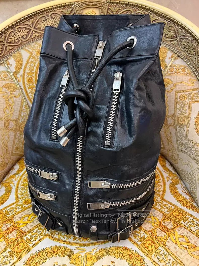 Saint Laurent Paris Saint Laurent Paris Multi-Zip Bucket Bag Size ONE SIZE - 1 Thumbnail