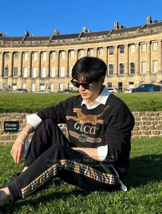 Gucci gucci black leopard print sweatshirt XXL size. Size US XXL / EU 58 / 5 - 4 Thumbnail