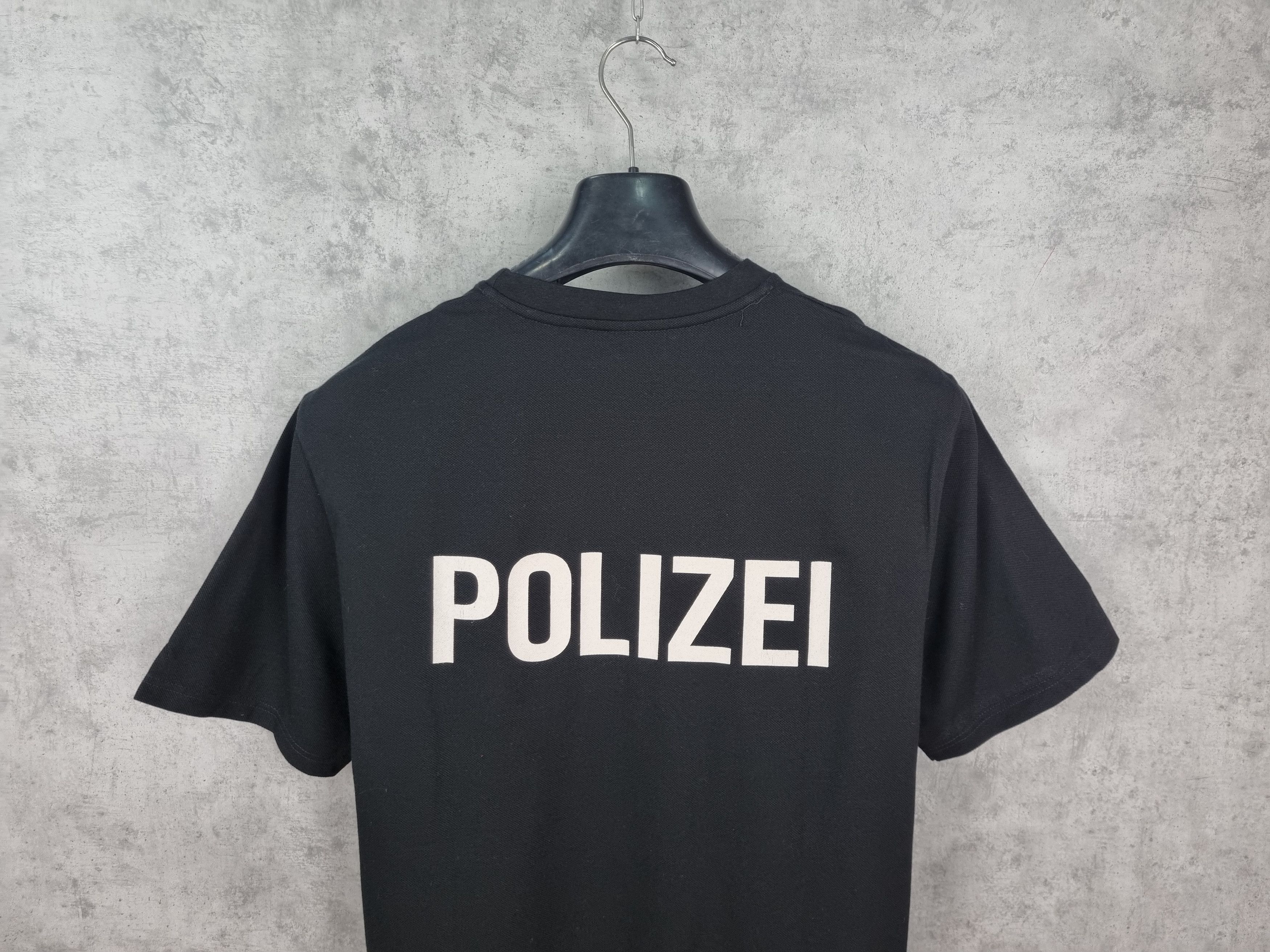 Vintage 90s Polizei Print Tee Shirt Vetements Style seen on Kanye Size US L / EU 52-54 / 3 - 5 Thumbnail
