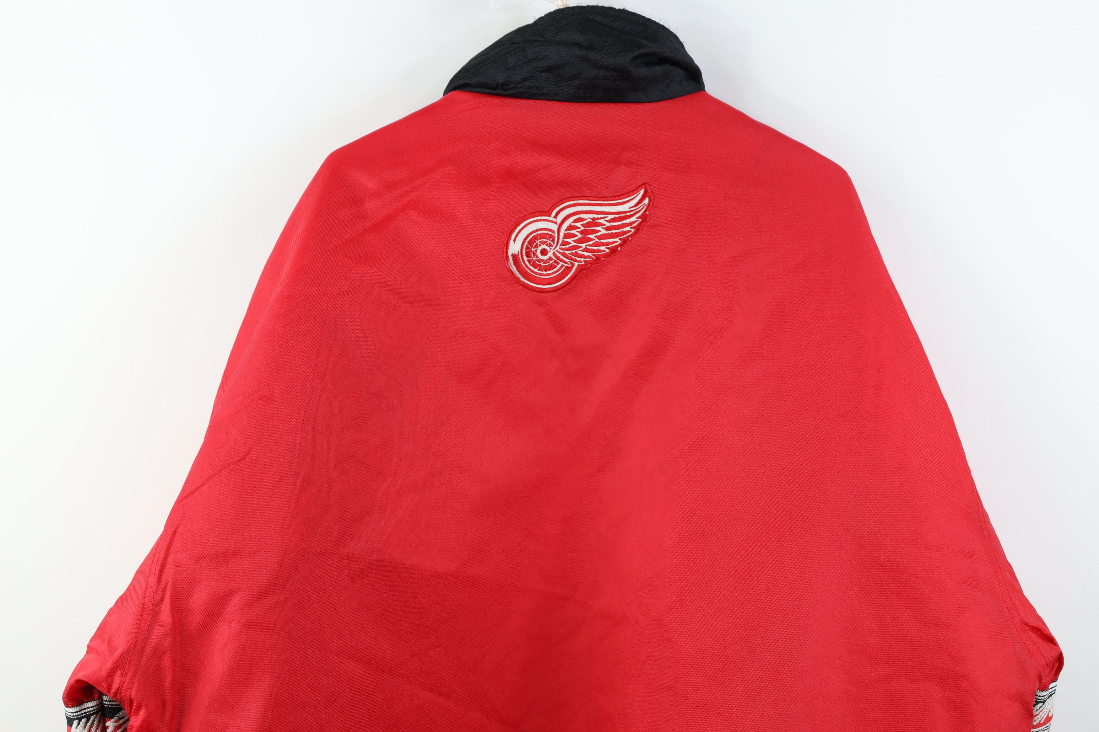 Vintage Vintage 90s Detroit Red Wings Hockey Quilted Puffer Jacket Size US XL / EU 56 / 4 - 17 Thumbnail