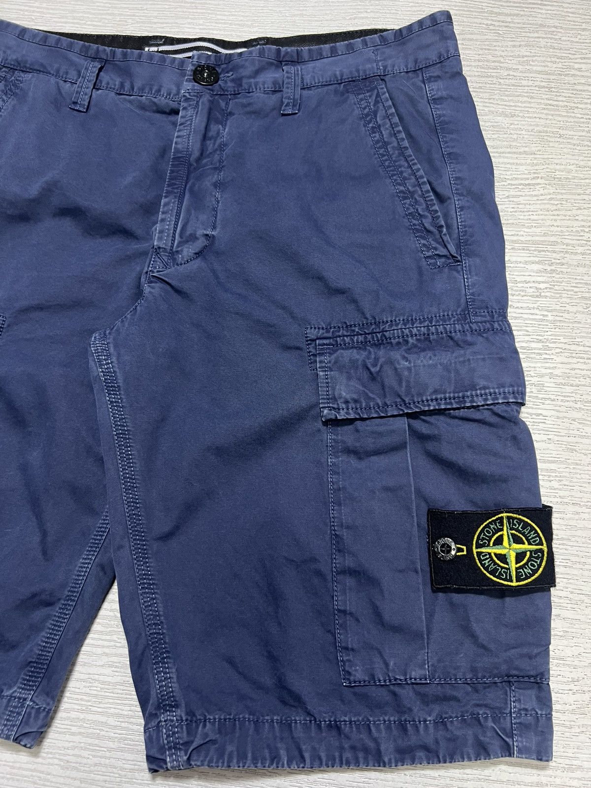 Stone Island Stone Island - Organic Cotton Cargo Shorts Size US 29 - 6 Thumbnail