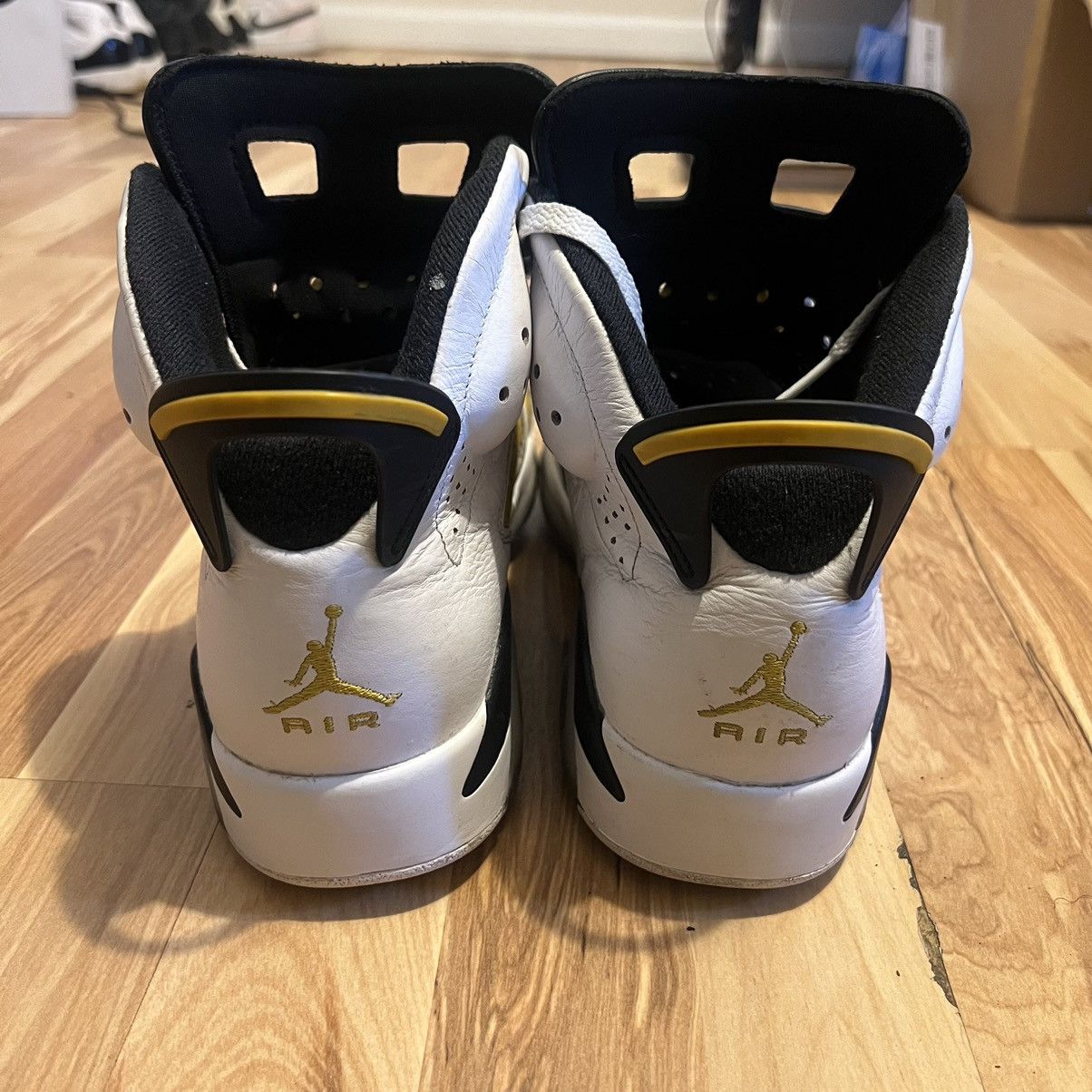 Jordan Brand Air Jordan 6 Yellow Ochre Size 10.5 Size US 10.5 / EU 43-44 - 6 Thumbnail