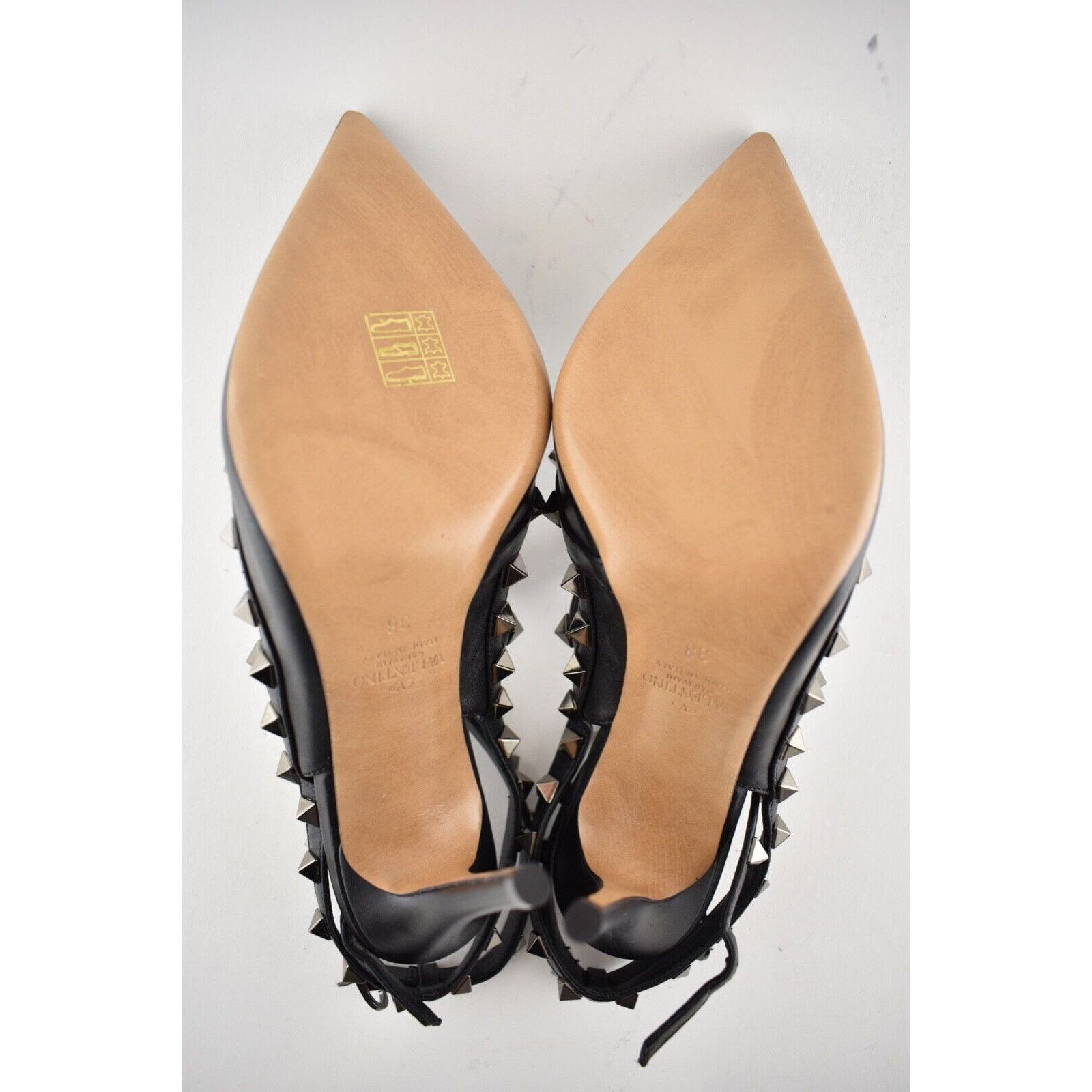 Valentino Rockstud Undercover Rose T Strap Pointed Heel Pump 38 Size US 8 / IT 38 - 10 Thumbnail