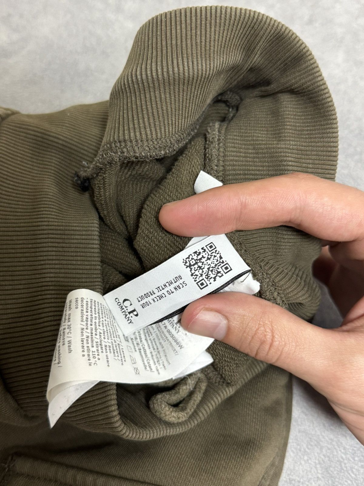 C.P. Company × Massimo Osti C.P. Company cotton military joggers sweatpants cargo pants Size US 30 / EU 46 - 17 Thumbnail