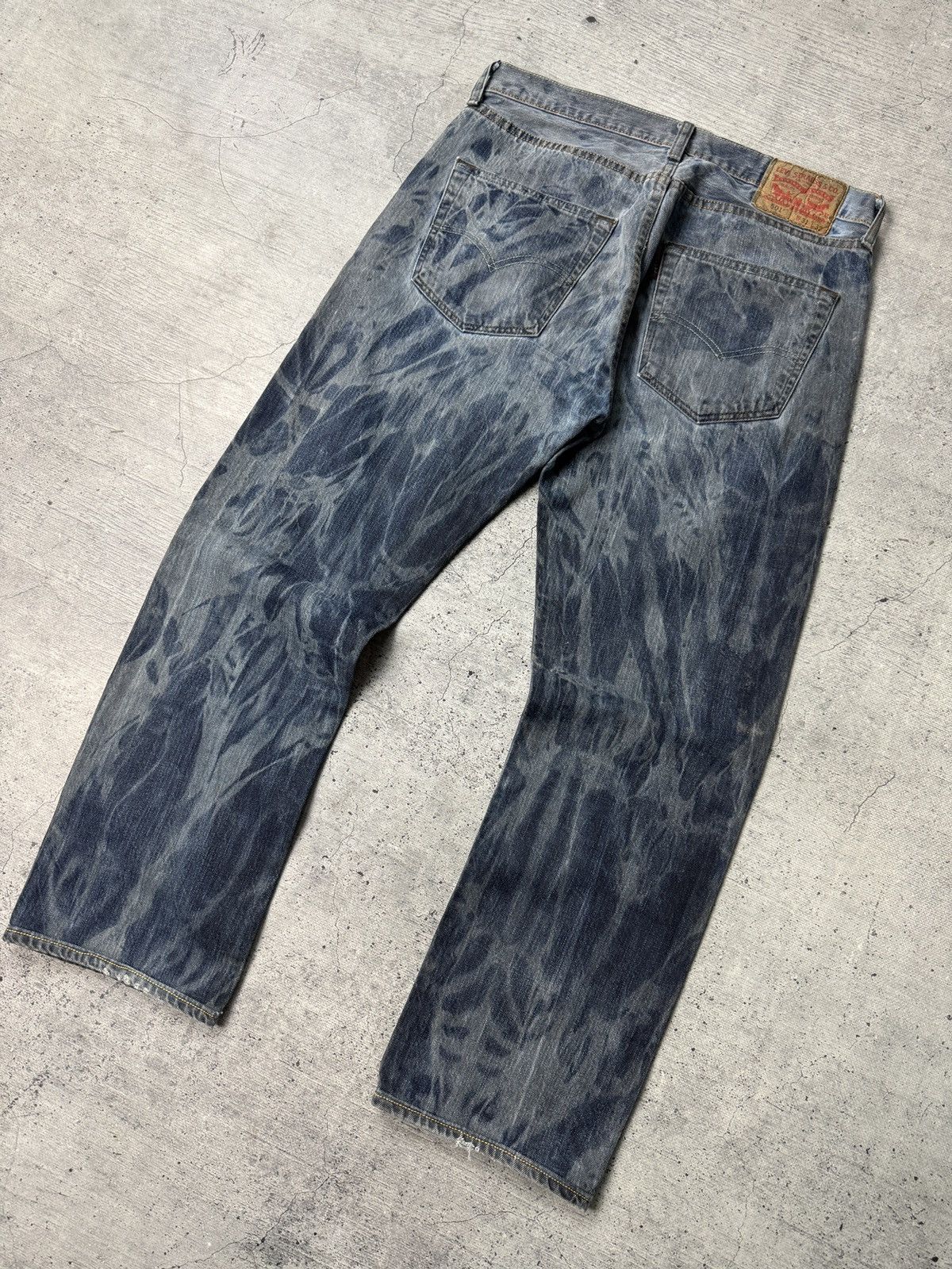 Japanese Brand Jeans Vintage Levi’s Faded distressed y2k pants Size US 31 - 2 Thumbnail