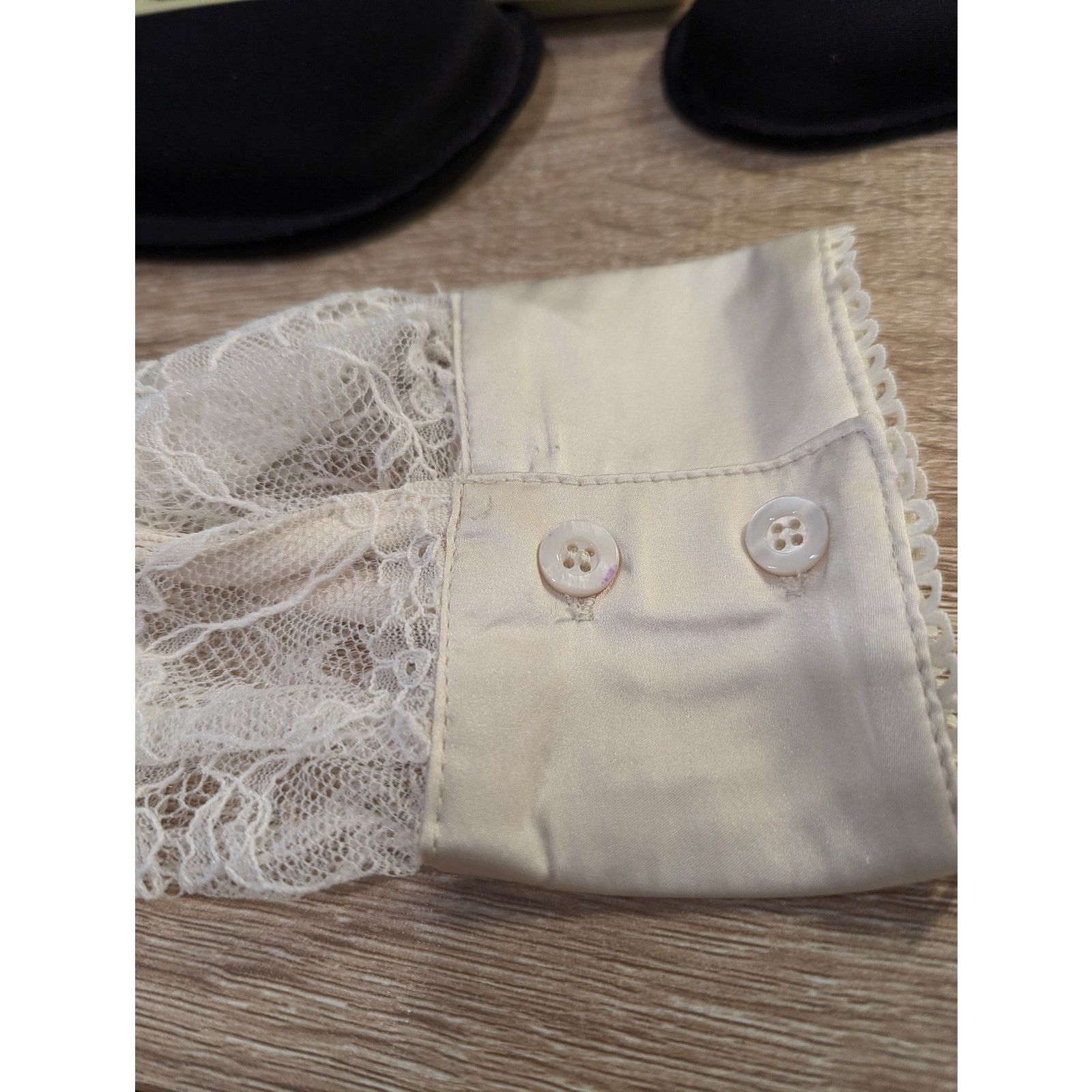 Other Rachel Parcell Lace Cream Satin Button Down Medium Size M / US 6-8 / IT 42-44 - 10 Thumbnail
