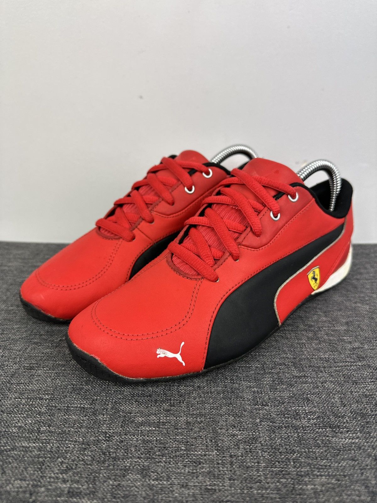 Ferrari × Puma PUMA Ferrari Drift Cat Red Black Low Top Sneakers Motorsport Size US 4.5 / IT 34.5 - 5 Thumbnail