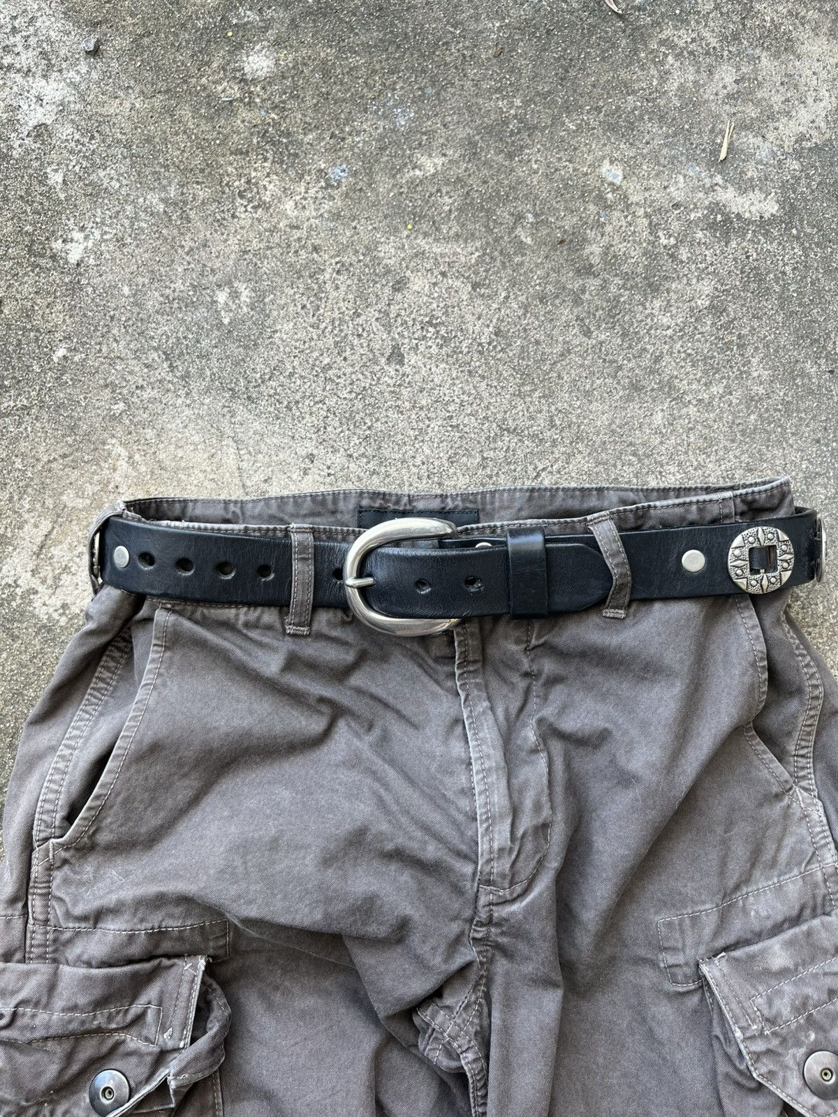 Genuine Leather KAPITAL STYLE //Vtg. CANADIAN CONCHO LEATHER BELT Size 30 - 3 Thumbnail