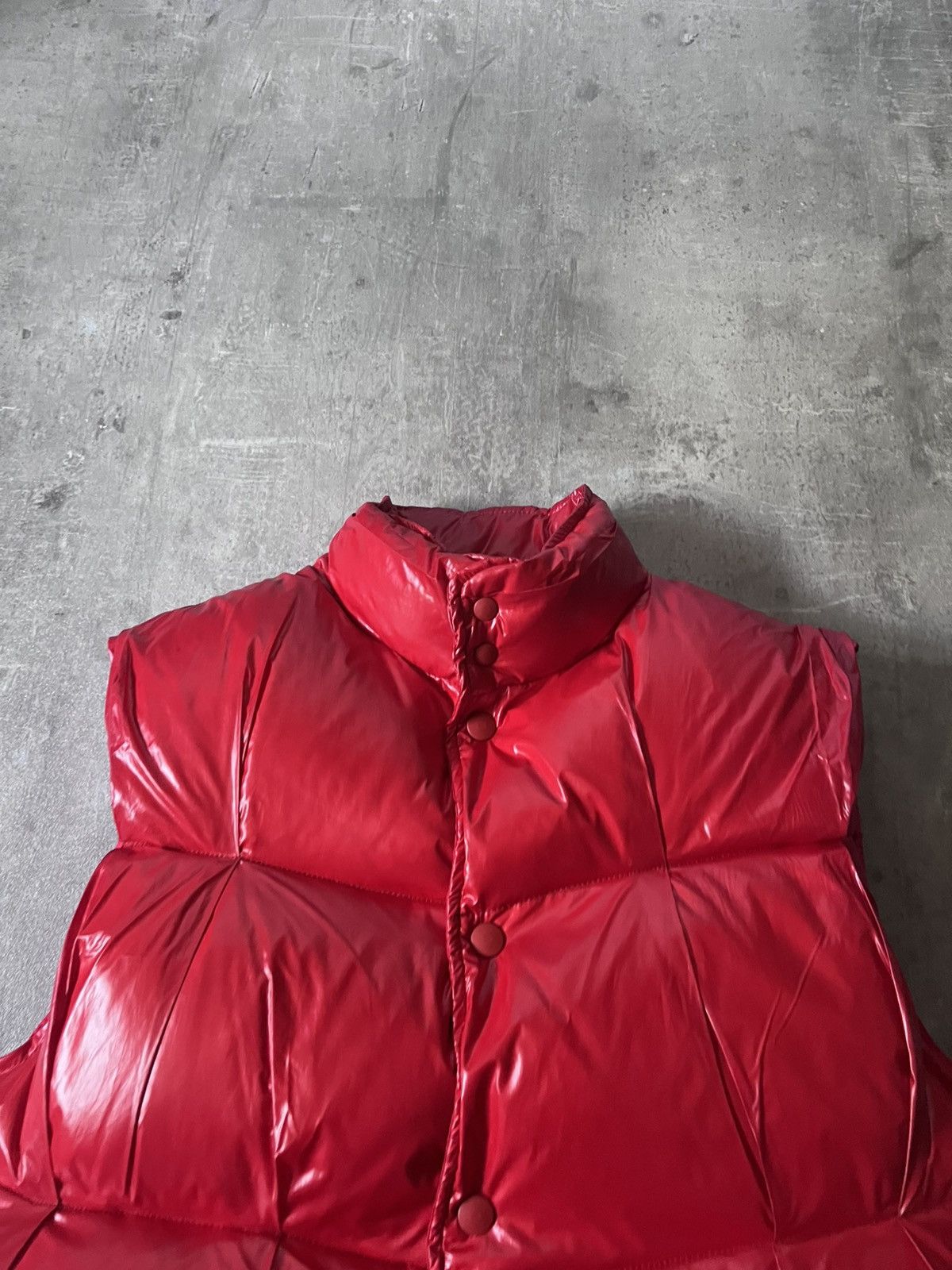Maison Margiela Maison Margiela A/W 08 feather red puffer vest wrinkled rare Size US M / EU 48-50 / 2 - 4 Thumbnail