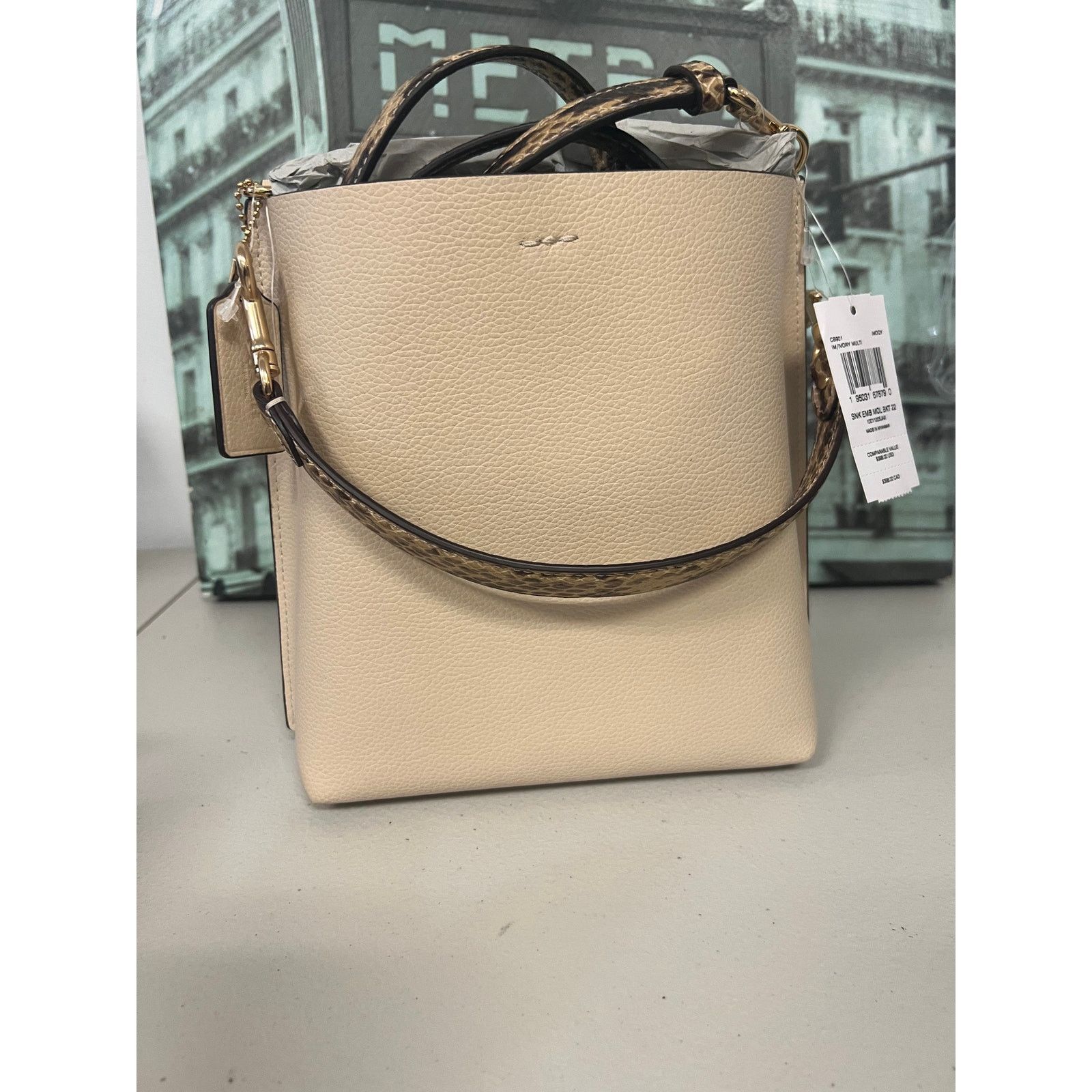 Coach Coach CB901 Mollie Bucket Bag 22 Size ONE SIZE - 2 Thumbnail