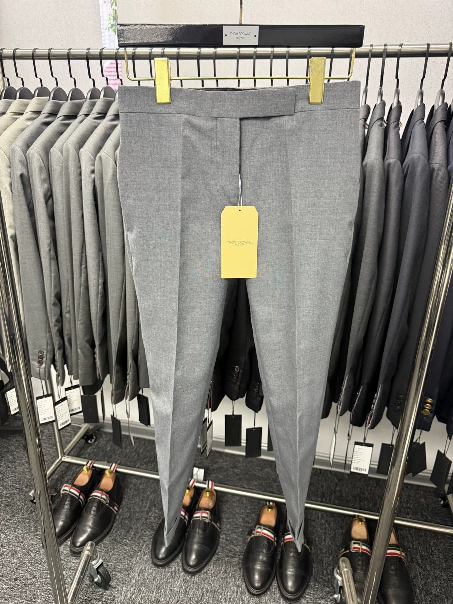 Thom Browne Thom Browne Women's Mid-Gray Wool Slim Trousers 38 Size 26" / US 2 / IT 38 - 1 Thumbnail