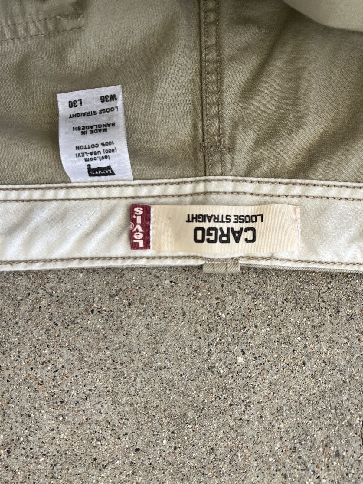 Levi's Vintage Khaki Levi’s Loose Straight Fit Cargo Pants Sz. 36 Size US 36 / EU 52 - 3 Thumbnail