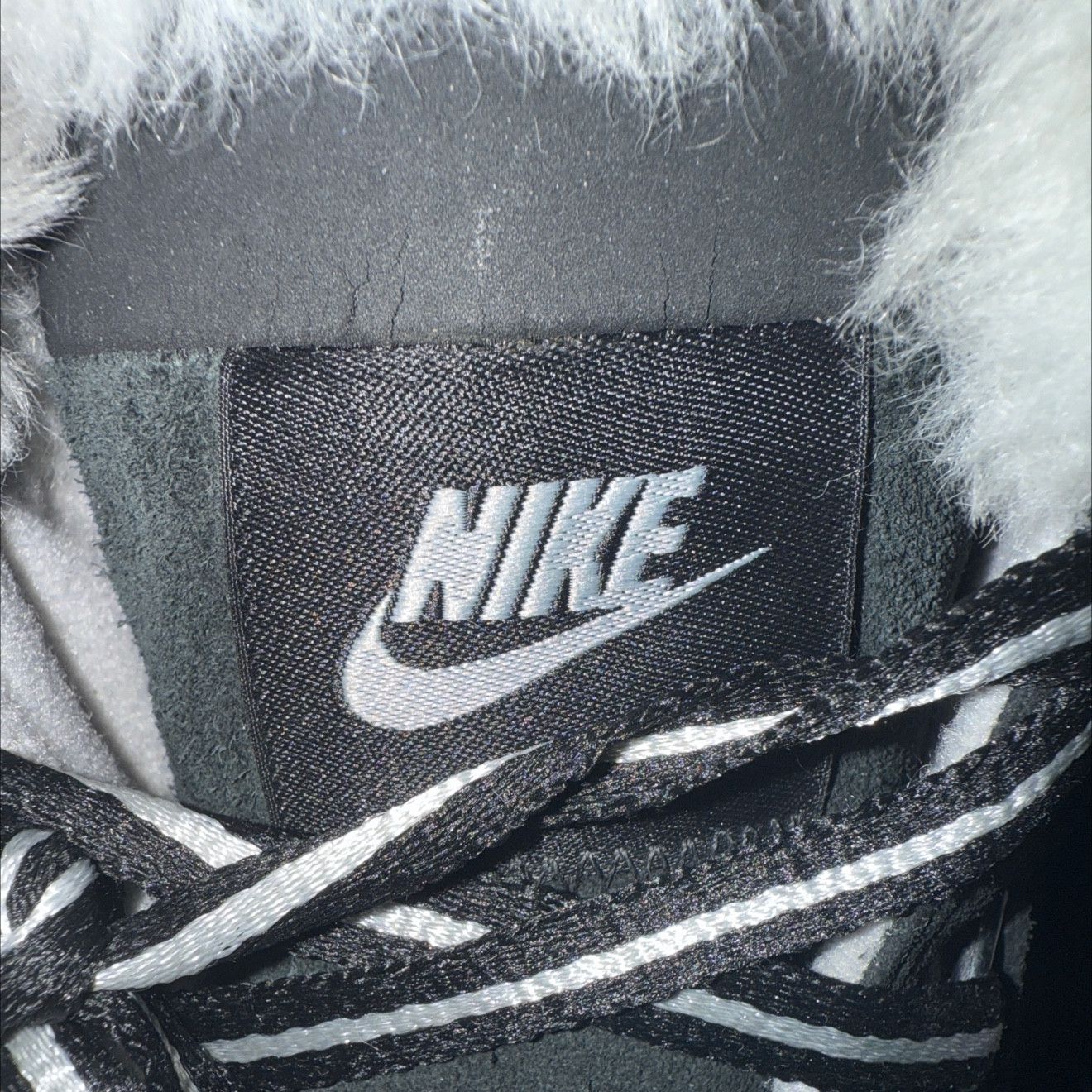 Nike Nike winter boots with the fur size 6 black and grey Size US 6 / IT 36 - 3 Thumbnail