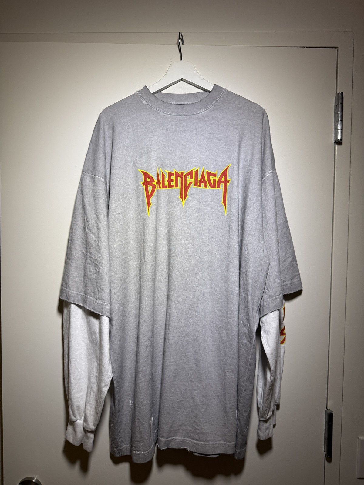 Balenciaga Balenciaga Metal Vintage Oversized T-Shirt Size US L / EU 52-54 / 3 - 12 Thumbnail