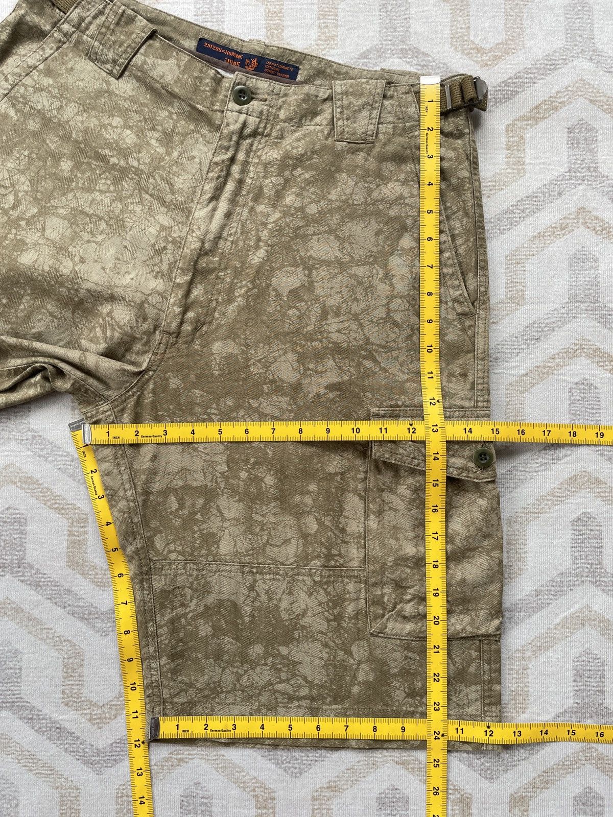 If Six Was Nine × Japanese Brand × Vintage 291295 = Homme Camouflage Cargo Short Size US 33 - 12 Thumbnail