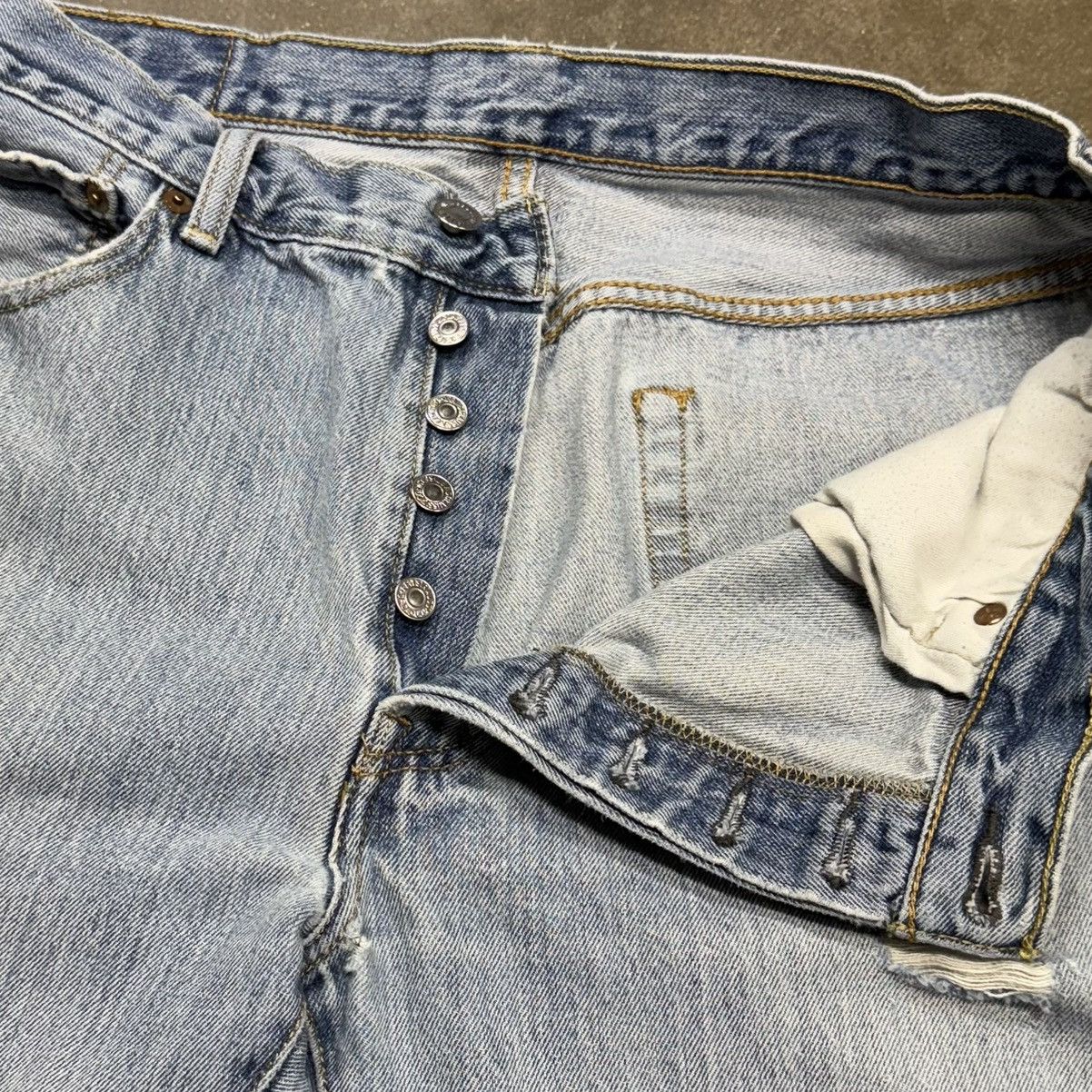 Levi's Levi’s 501 XX Vintage Button Fly Jeans Light Wash Size US 31 - 5 Thumbnail