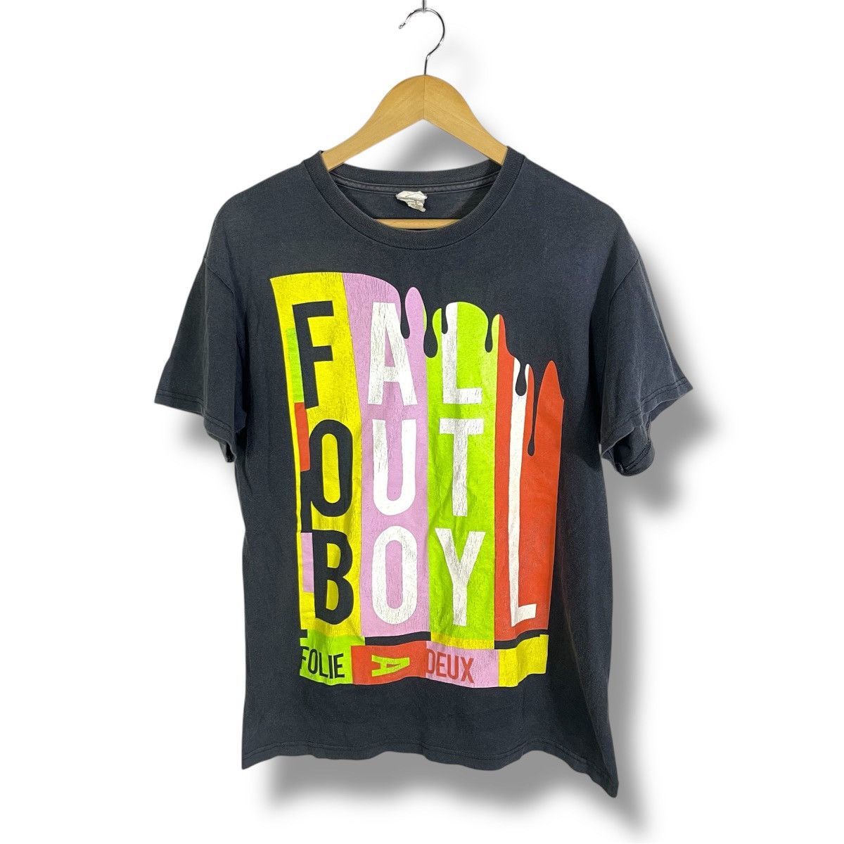 Band Tees Vintage Y2K Fall Out Boy Folie A Deux Fades Tshirt Size US M / EU 48-50 / 2 - 1 Thumbnail