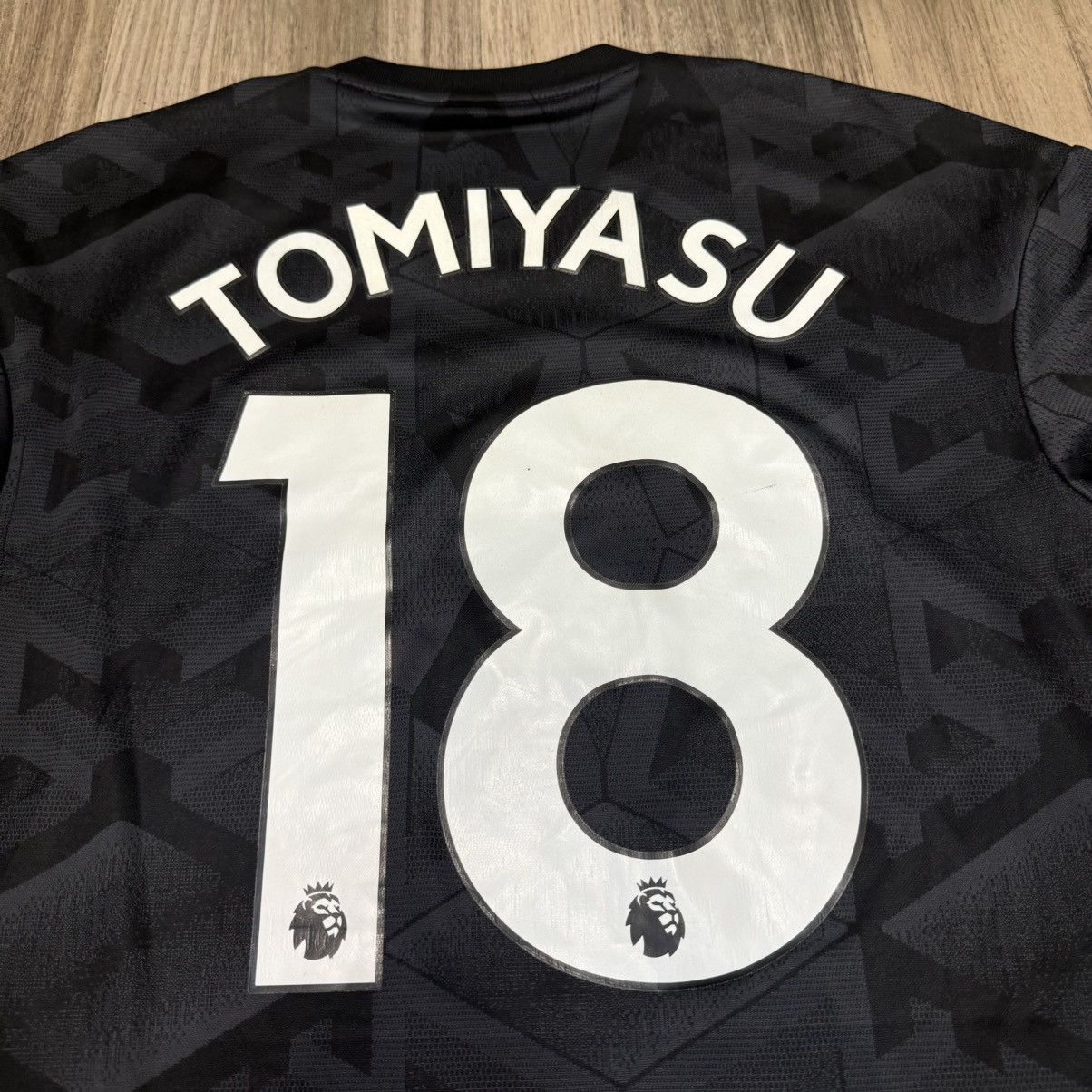 Adidas Arsenal 22/23 player issue away shirt #18 Tomiyasu Size US S / EU 44-46 / 1 - 4 Thumbnail