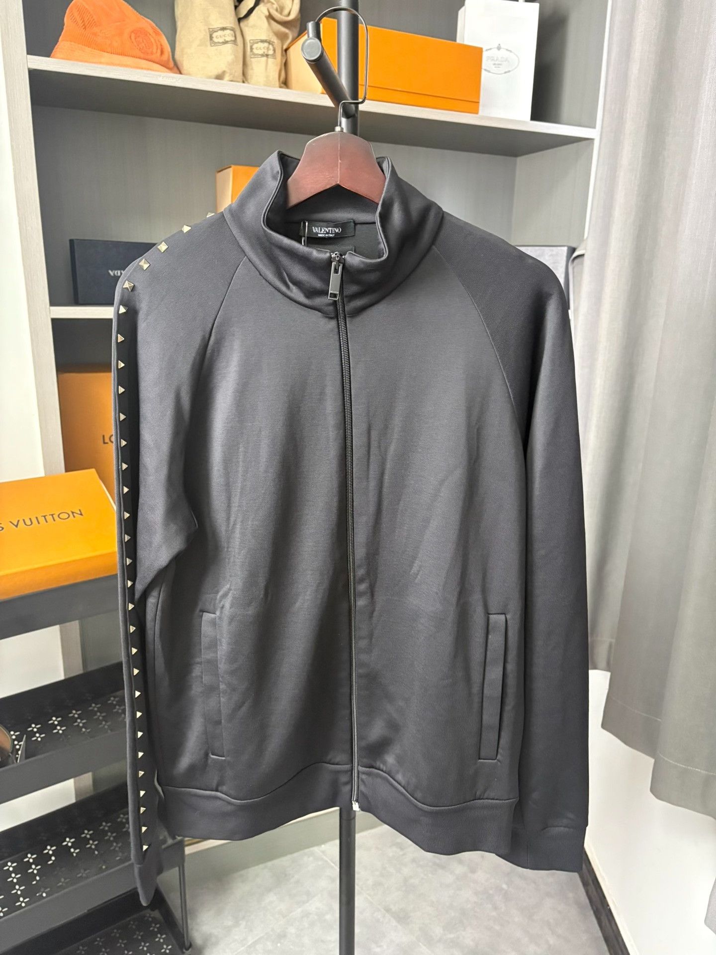 Valentino Valentino Black Light Jacket M Men Size US M / EU 48-50 / 2 - 1 Thumbnail