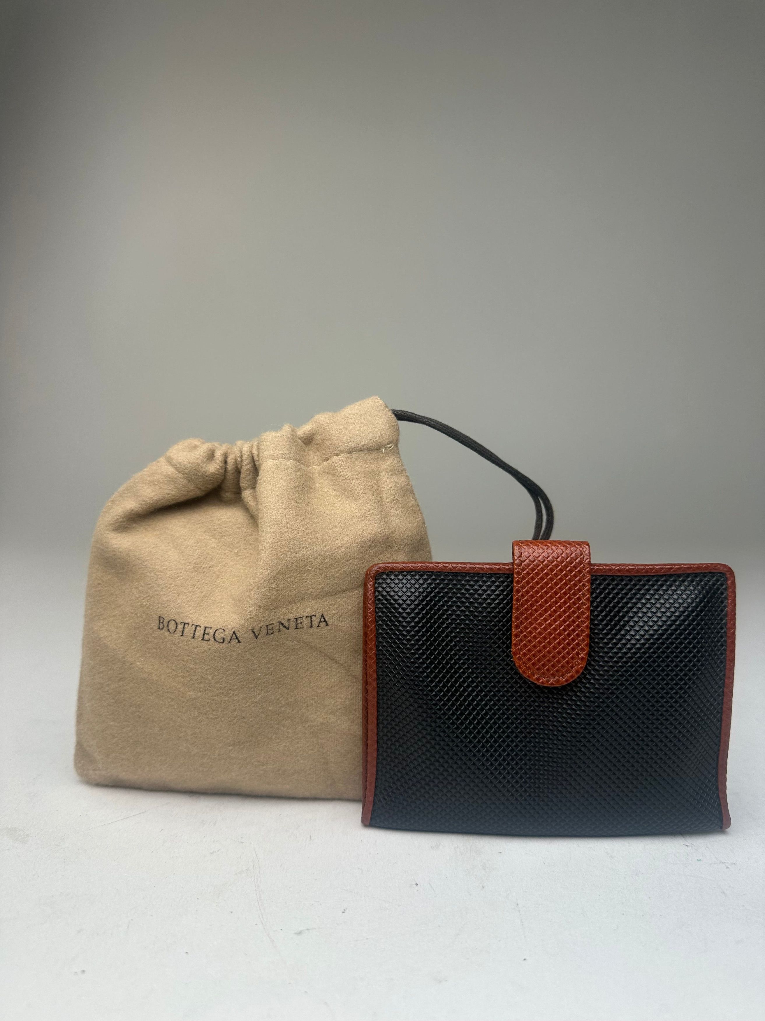 Bottega Veneta Vintage Textured Card Holder Black Size ONE SIZE - 1 Thumbnail