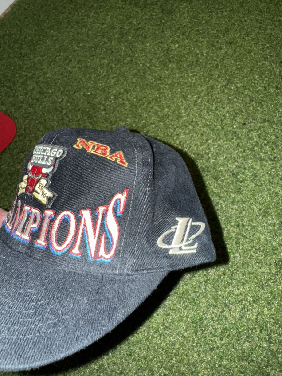 NBA Vintage 1997 Chicago bulls champions hat Size ONE SIZE - 2 Thumbnail
