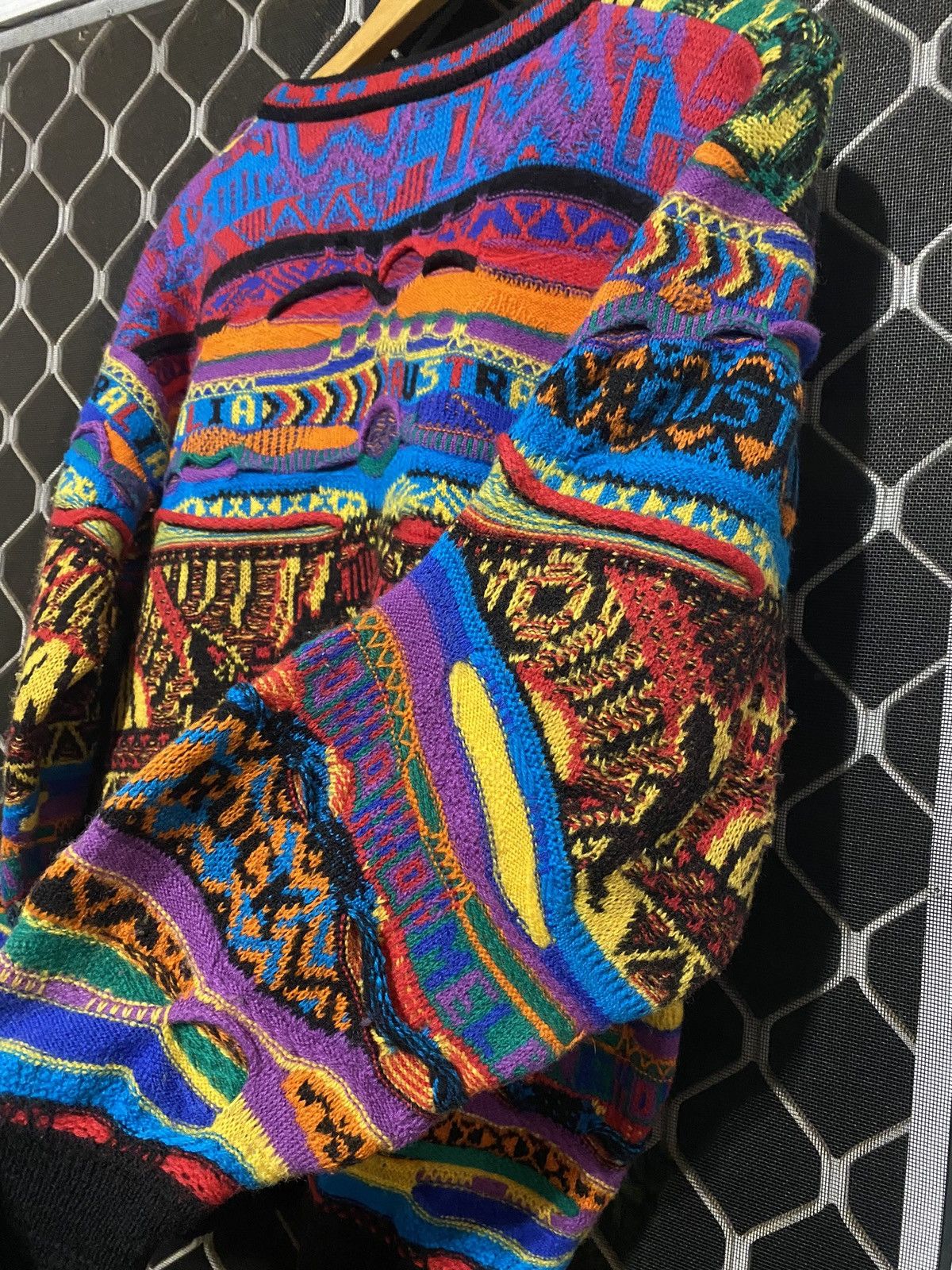 Coogi Vintage Cuggi/Coogi special edition Australia decal sweater Size US S / EU 44-46 / 1 - 4 Thumbnail