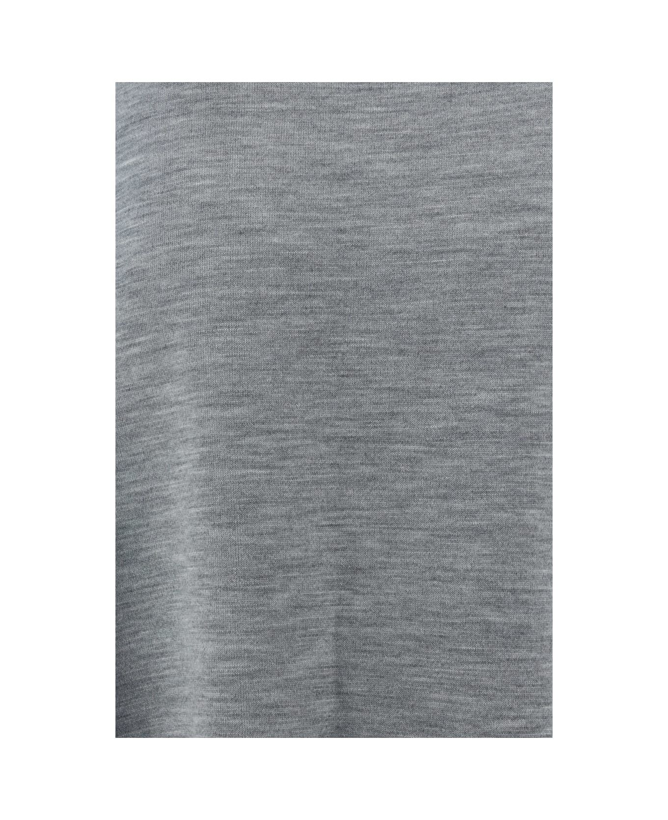 Fendi o1w1db10325 FZQ706 Midi Skirt in Grey Size 27" / US 4 / IT 40 - 4 Thumbnail