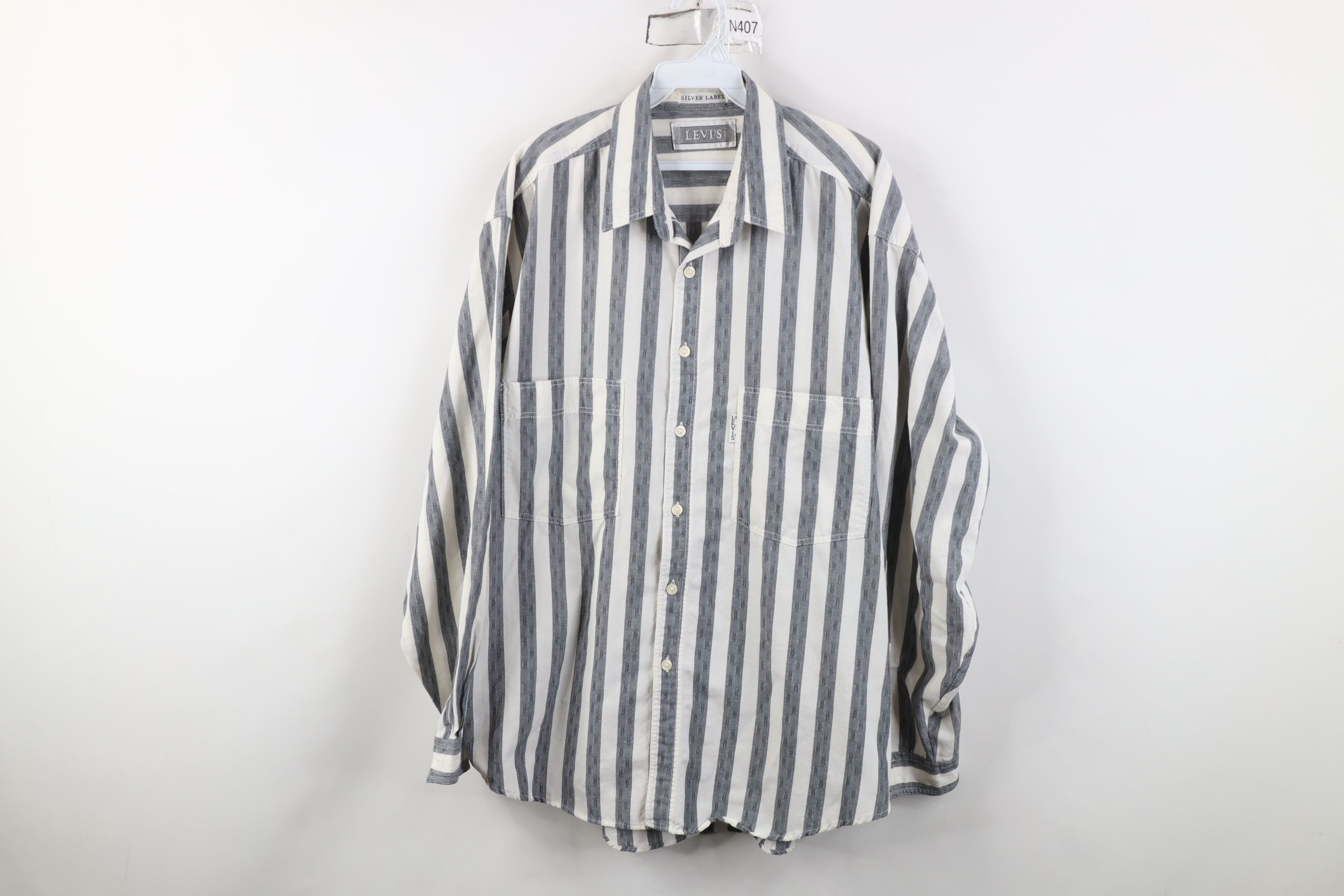 Levi's Vintage 80s Levis Silver Label Big E Big Pocket Button Shirt Size US XL / EU 56 / 4 - 1 Thumbnail