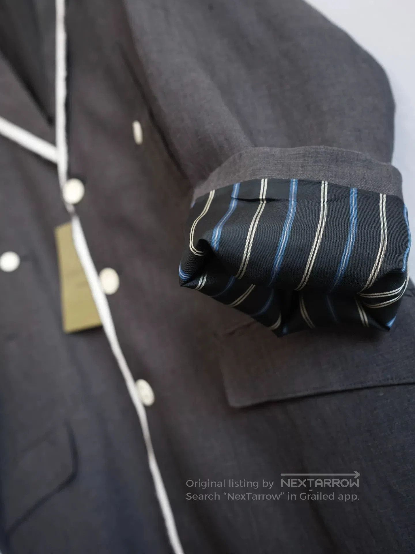 Yohji Yamamoto yohji yamamoto shoulder epaulet linen coat. Size US S / EU 44-46 / 1 - 6 Thumbnail