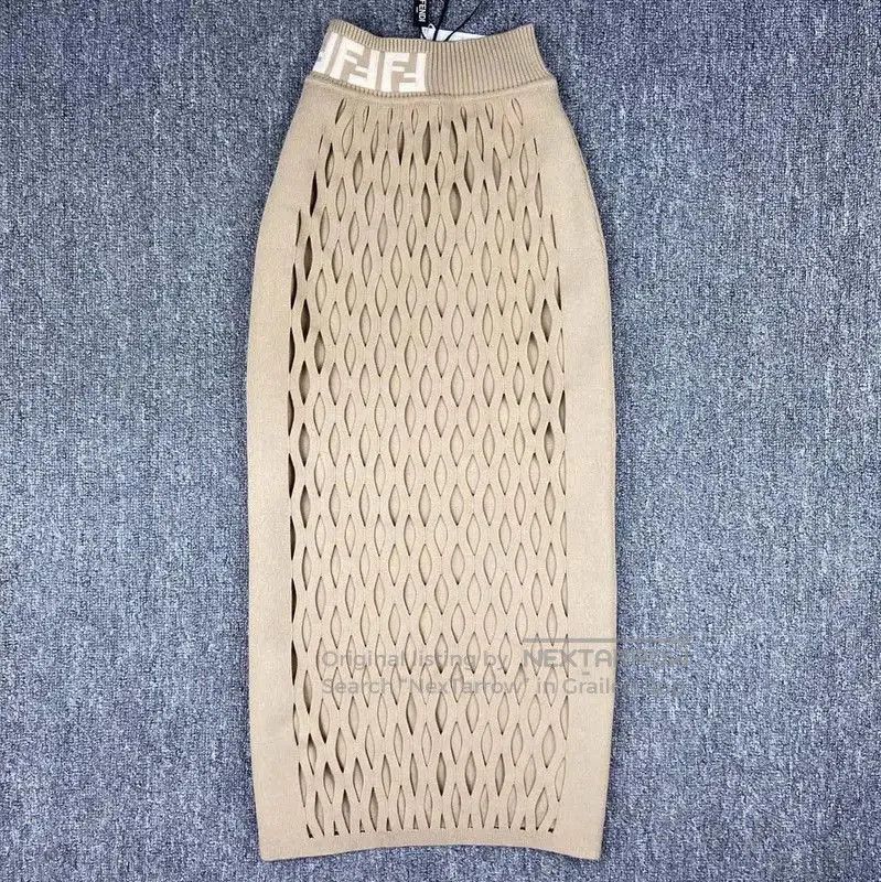 Fendi Fendi Beige Ladies’ Knit Midi Skirt . Size 23" - 1 Thumbnail