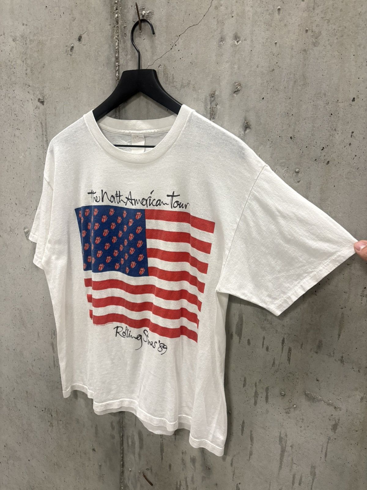 Band Tees Vintage Rolling Stones Shirt Thrashed Faded Distressed Grung Size US L / EU 52-54 / 3 - 2 Thumbnail