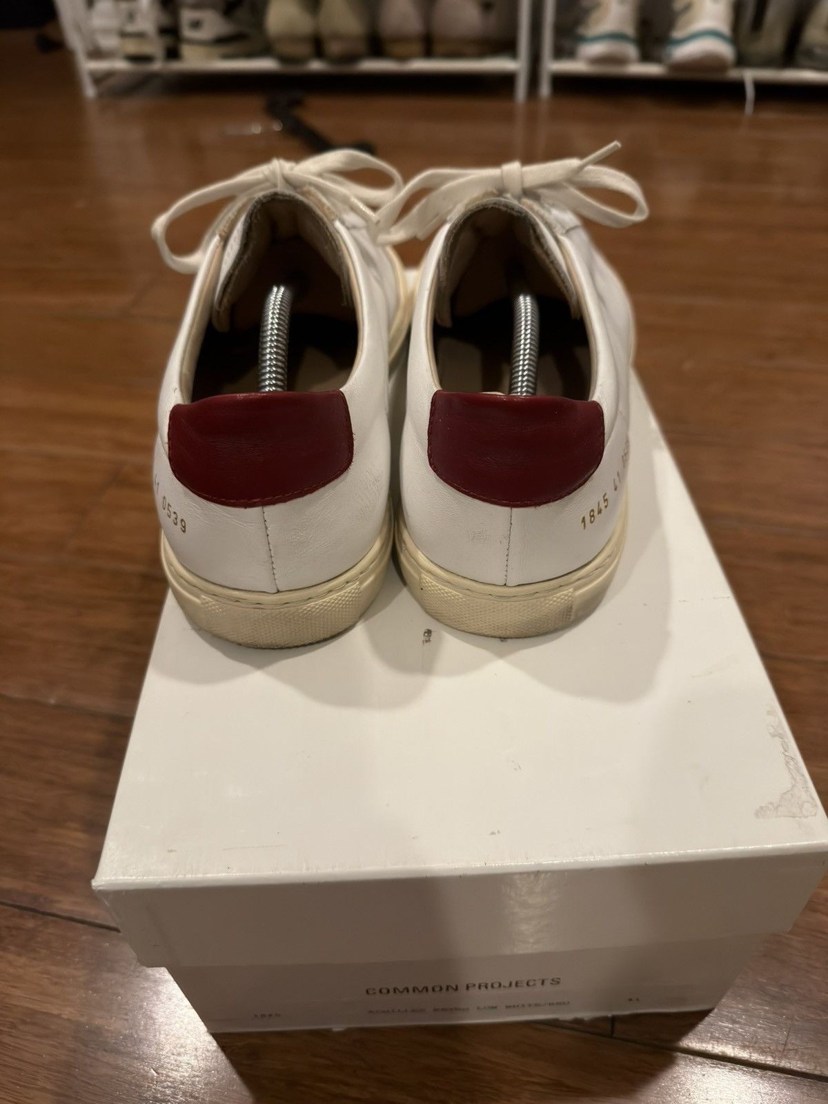Common Projects Common projects achillies retro low white/red Size US 8 / EU 41 - 2 Thumbnail