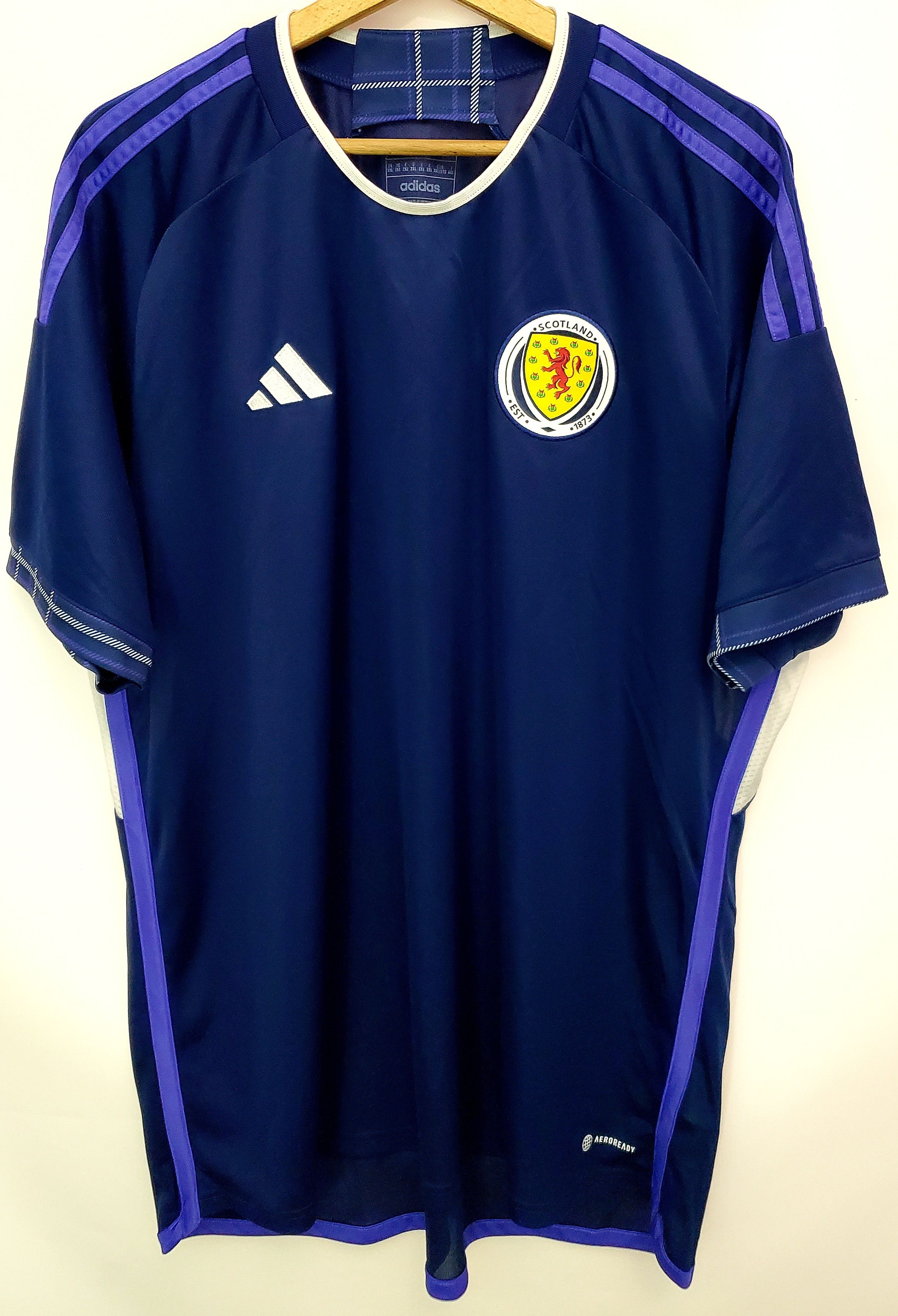 Adidas Scotland Home 2020\2022 Jersey perfect condition size XXl Size US XXL / EU 58 / 5 - 1 Thumbnail