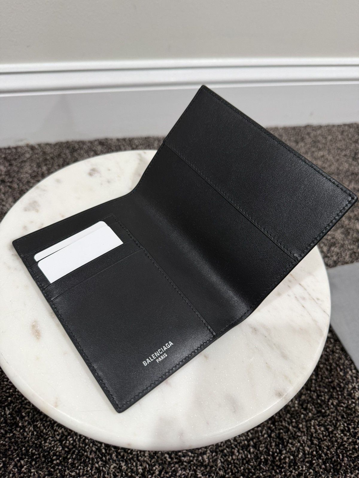 Balenciaga Balenciaga SS24 Demna Passport Black Leather Holder Wallet Size ONE SIZE - 7 Thumbnail
