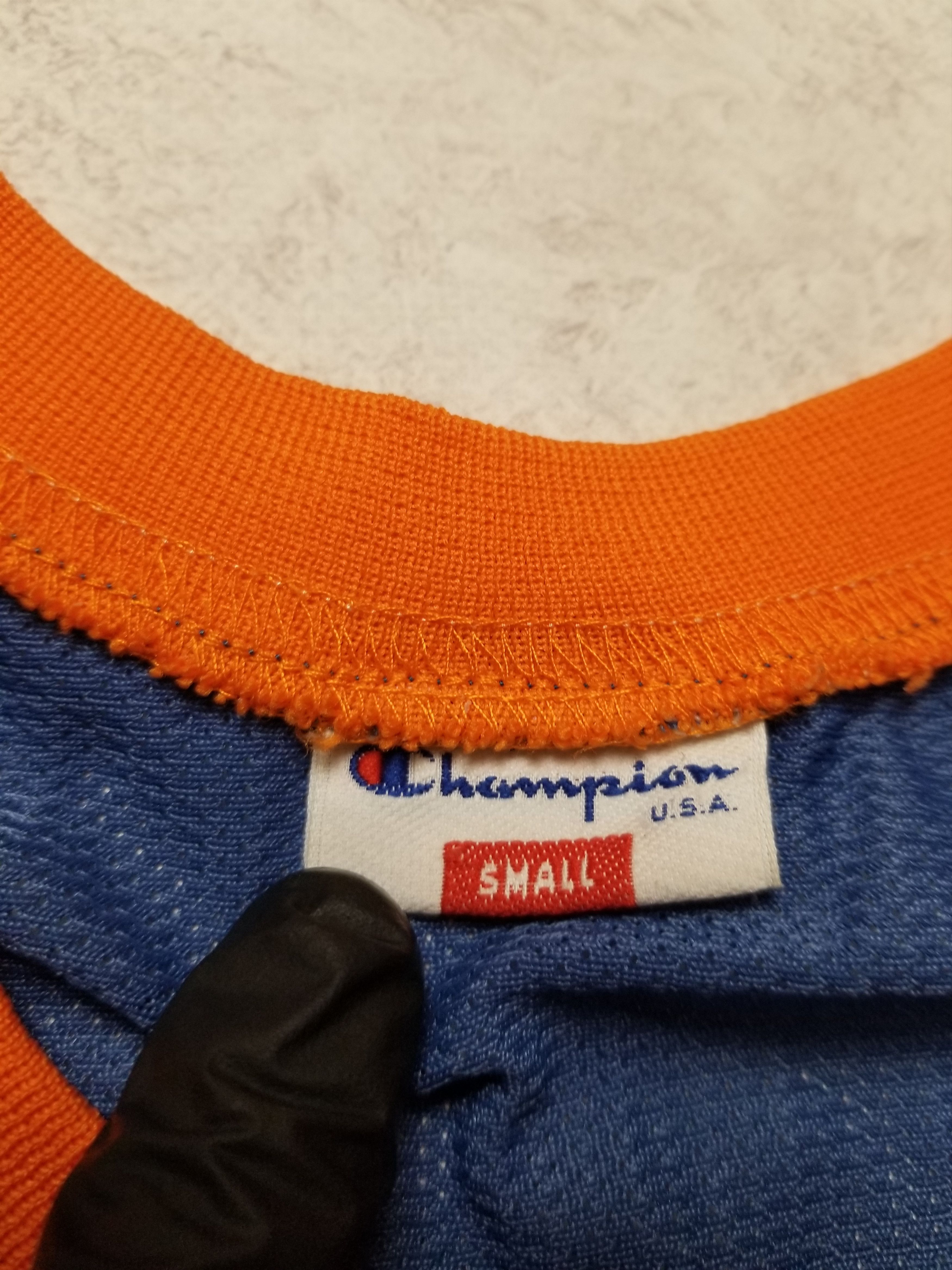 Champion NEW YORK KNICKS PATRICK EWING JERSEY CHAMPION NBA Euro Cut Size US S / EU 44-46 / 1 - 10 Thumbnail