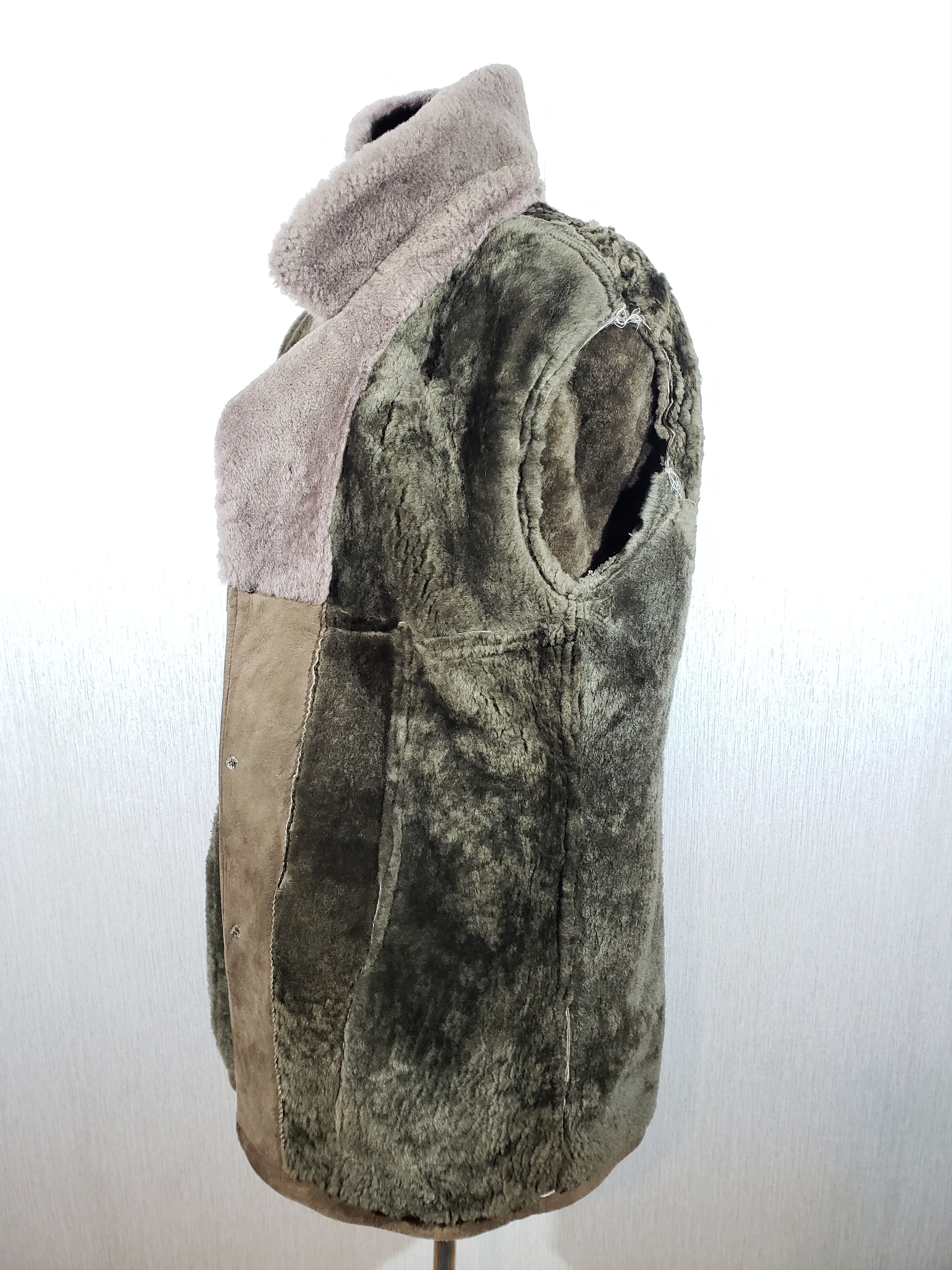 Other Brown men's sheepskin coat with buttons. Size US XL / EU 56 / 4 - 7 Thumbnail