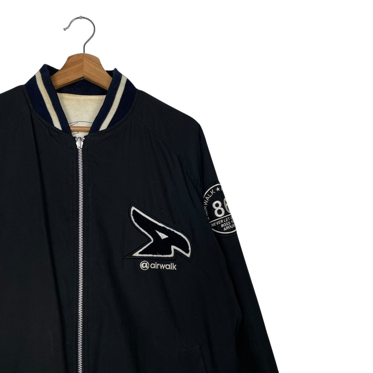 Airwalk Airwalk Big Logo Reversible Bomber Size US L / EU 52-54 / 3 - 7 Thumbnail