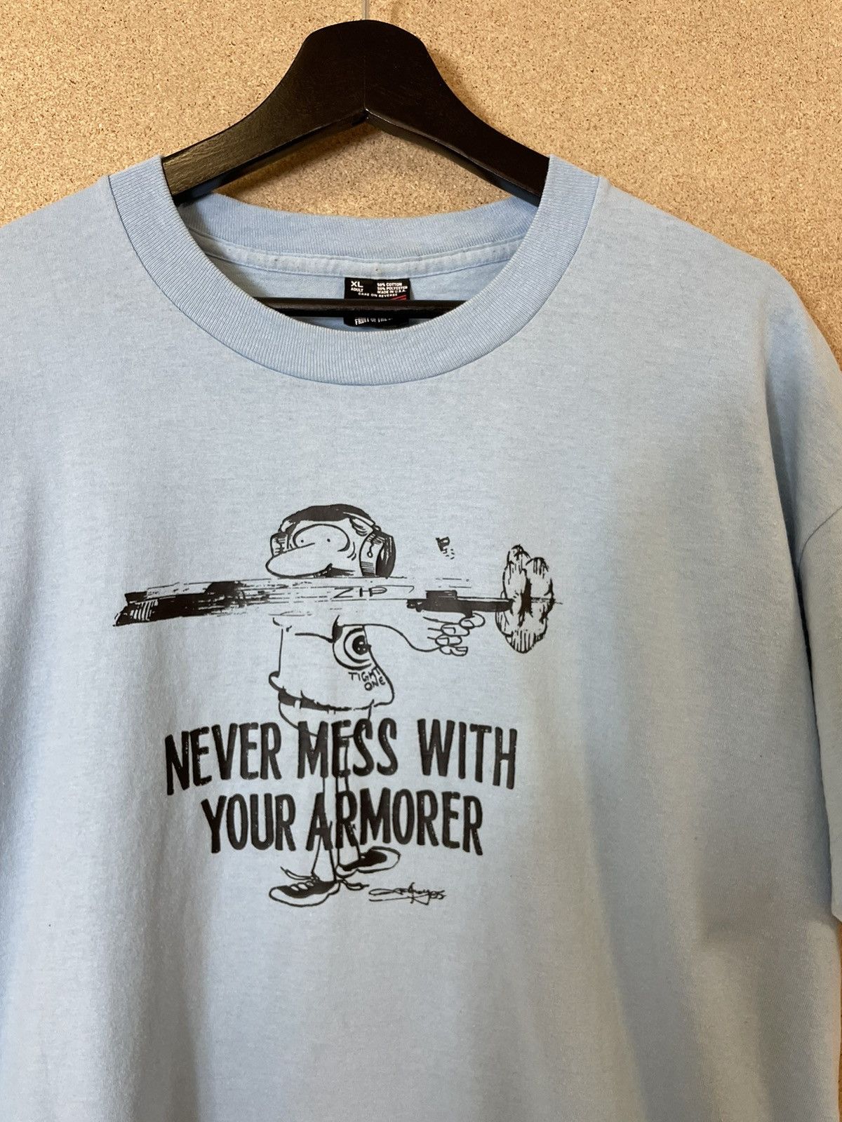 Vintage Vintage 1990s ”Never mess With your armorer” T-Shirt - XL Size US XL / EU 56 / 4 - 2 Thumbnail